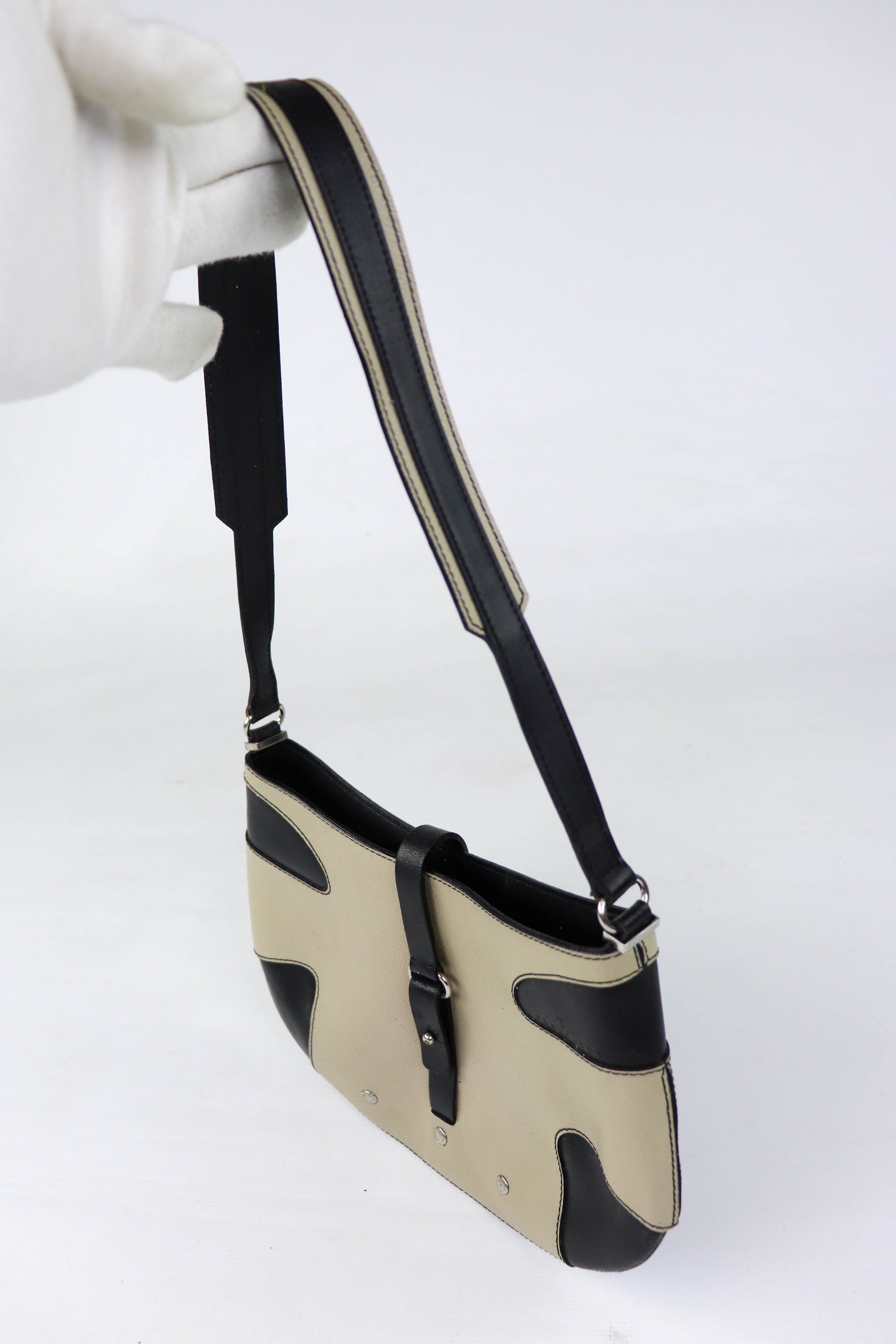 Trussardi Vintage Trussardi Made in Italy Mini Leather Shoulder Bag Size ONE SIZE - 11 Thumbnail