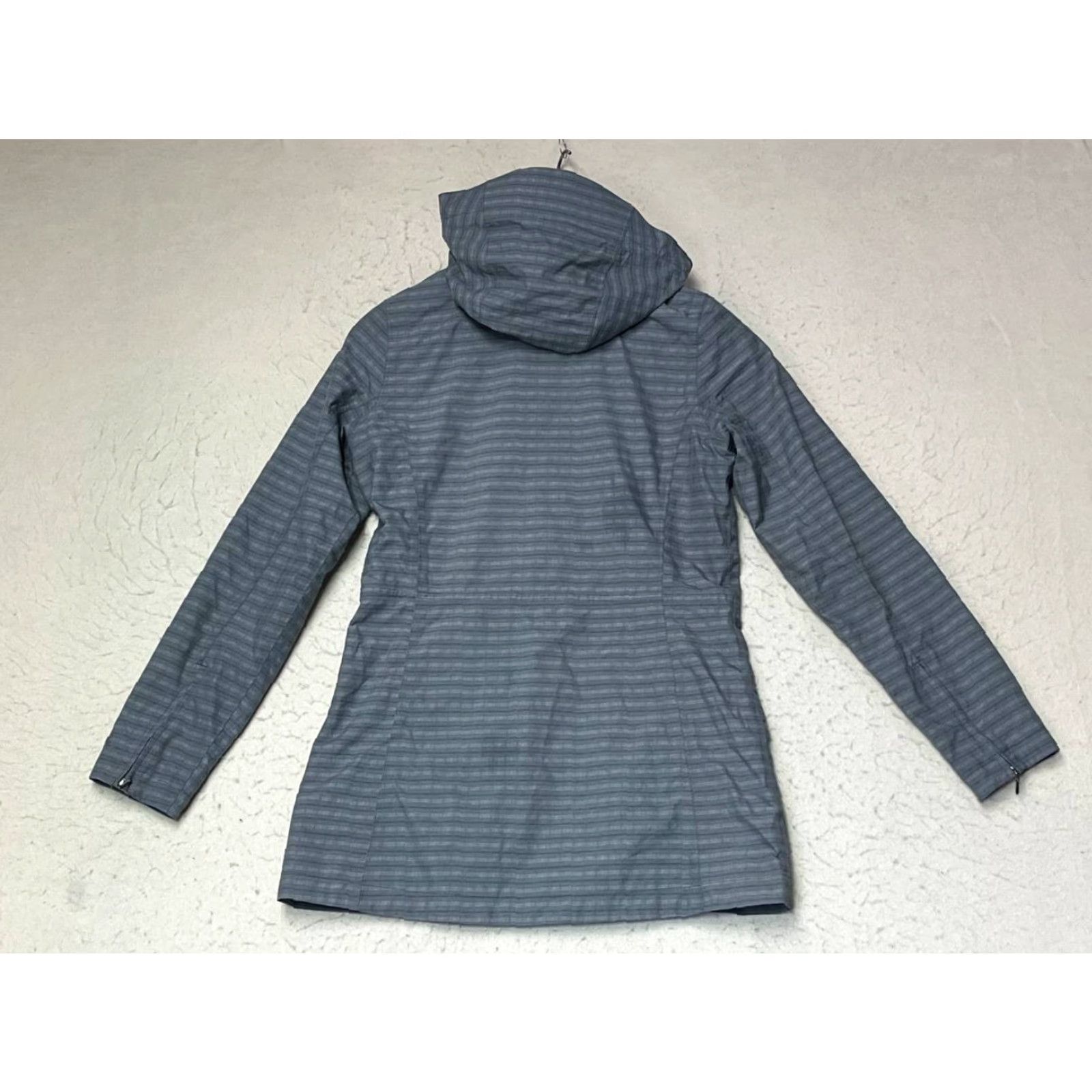 Marmot Marmot Jacket Shirt Women's Small Gray Waterproof Striped Zip Coat Full Zip Raincoat Spring Casual Travel Size S / US 4 / IT 40 - 2 Thumbnail