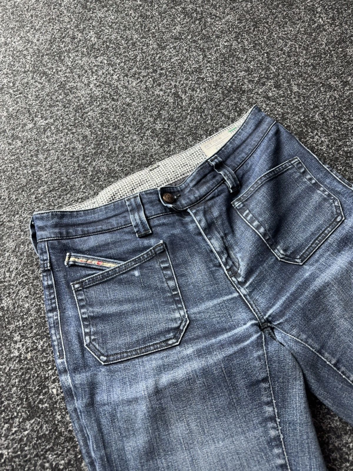 Diesel Luxury 00s Diesel FLUZI Flare Bootcut Jeans Y2K Denim Fade Size 30" / US 8 / IT 44 - 7 Thumbnail