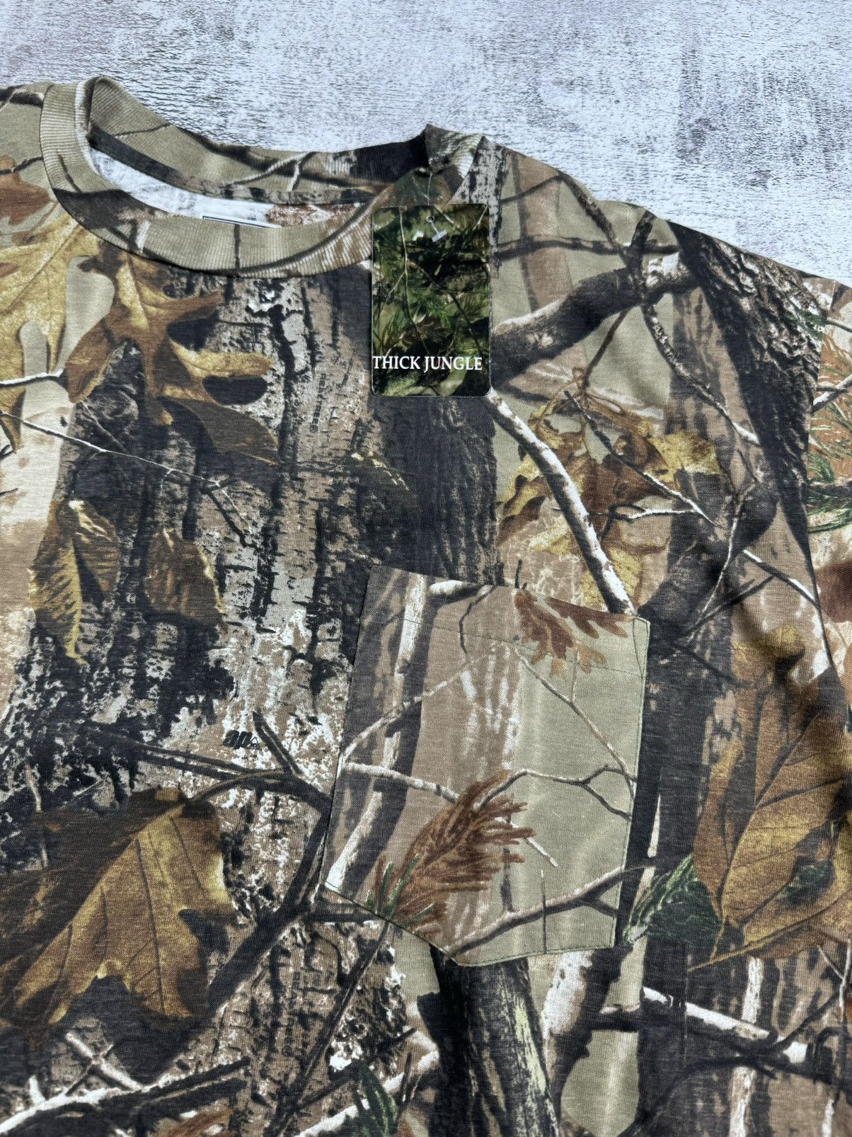 Realtree Vintage NEW Camo Realtree Thick Jungle Army Y2K T Shirt Tee Size US XXL / EU 58 / 5 - 11 Thumbnail