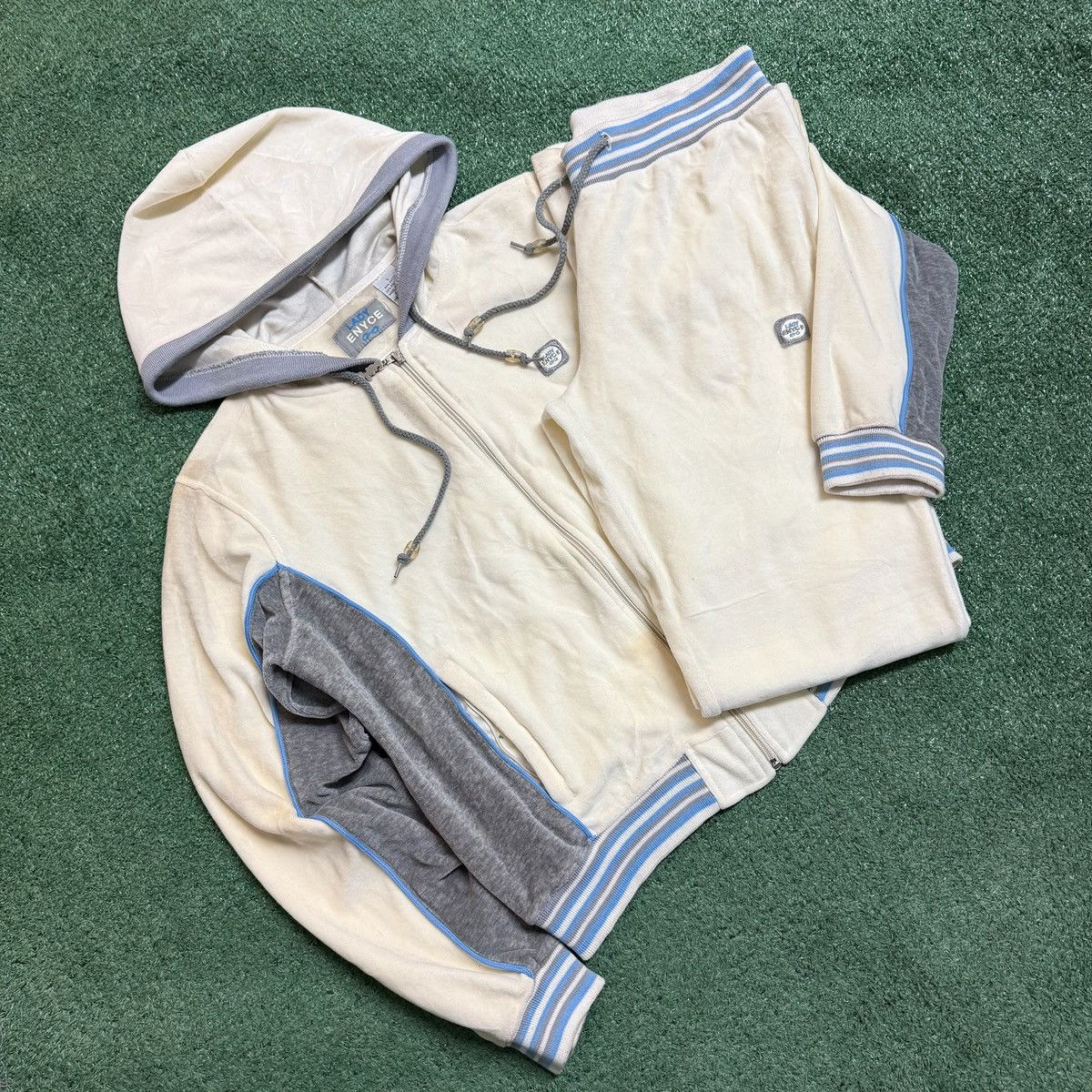 Enyce Vintage Y2K Lady Enyce Baggy Suede Sweatsuit Tracksuit 90s Size L / US 10 / IT 46 - 1 Thumbnail