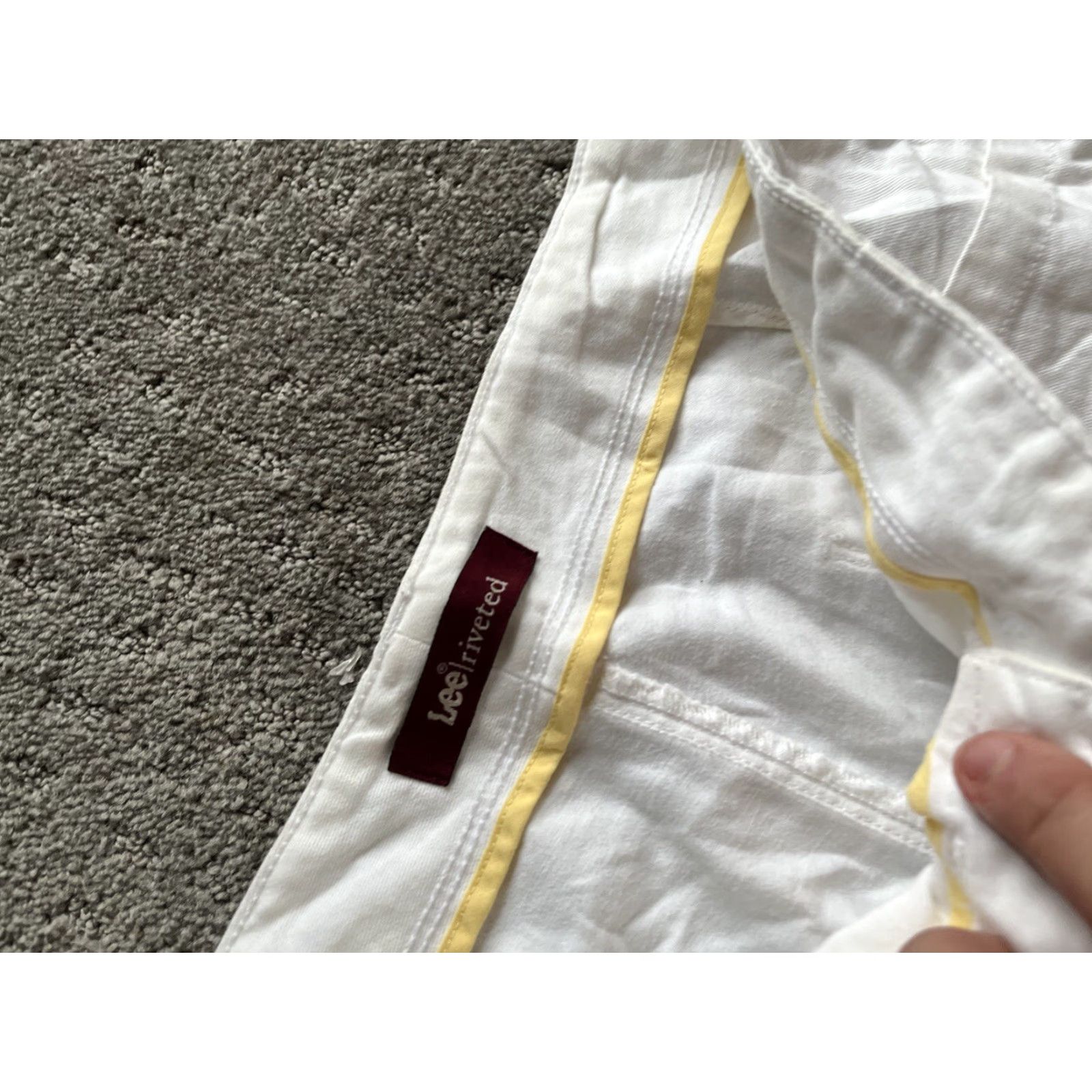 Lee Lee Women's White Stretch Mid Rise Capri Pants Size 12 Regular 5-Pocket Twill Size 34" / US 12 / IT 48 - 5 Thumbnail