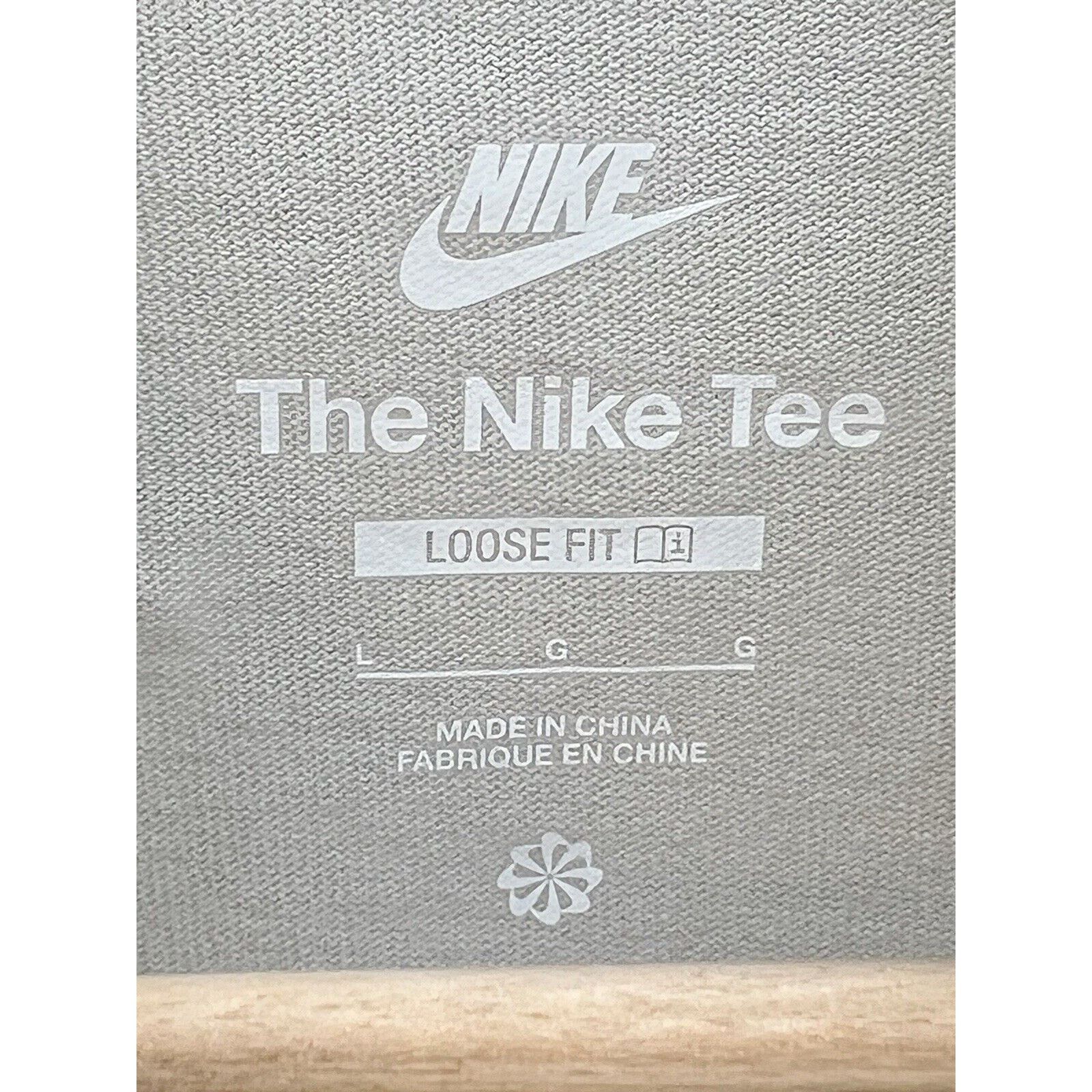 Nike Nike T-Shirt Water Fire Earth Graphic Tee Men’s Large Loose Size US L / EU 52-54 / 3 - 3 Thumbnail