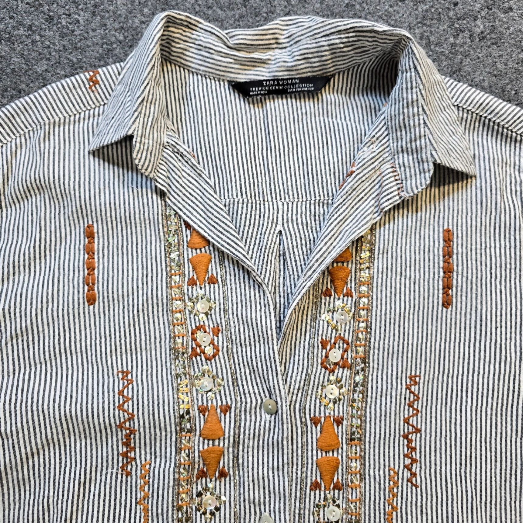 Zara Zara Blouse Womens M Gray Aztec Embroidery Button Casual Career Shirt Size M / US 6-8 / IT 42-44 - 2 Thumbnail