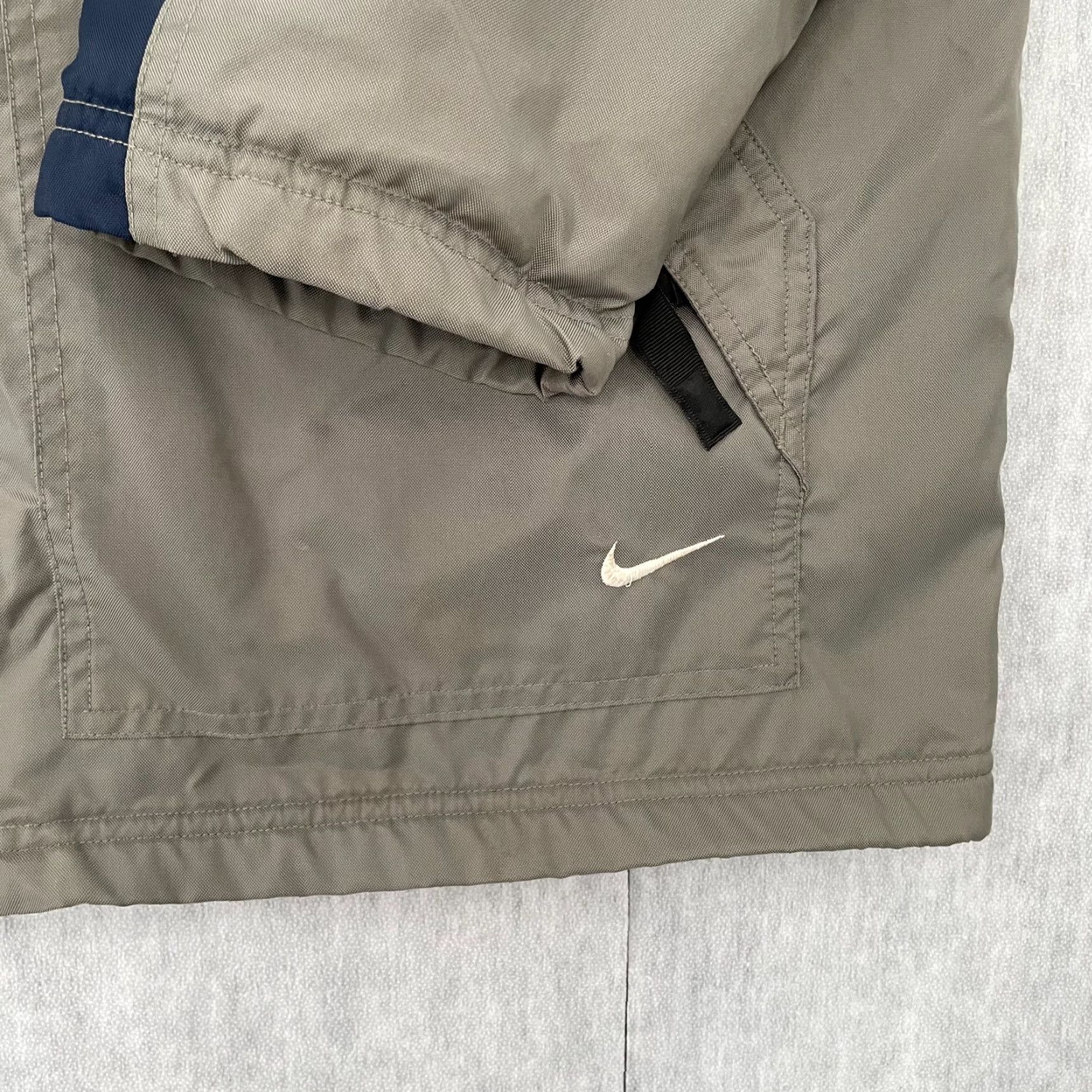 Nike VINTAGE Nike Jacket Adult 2XL Gray Full Zip Fleece Lined Mini Logo Coat Mens XXL Size US XXL / EU 58 / 5 - 5 Thumbnail