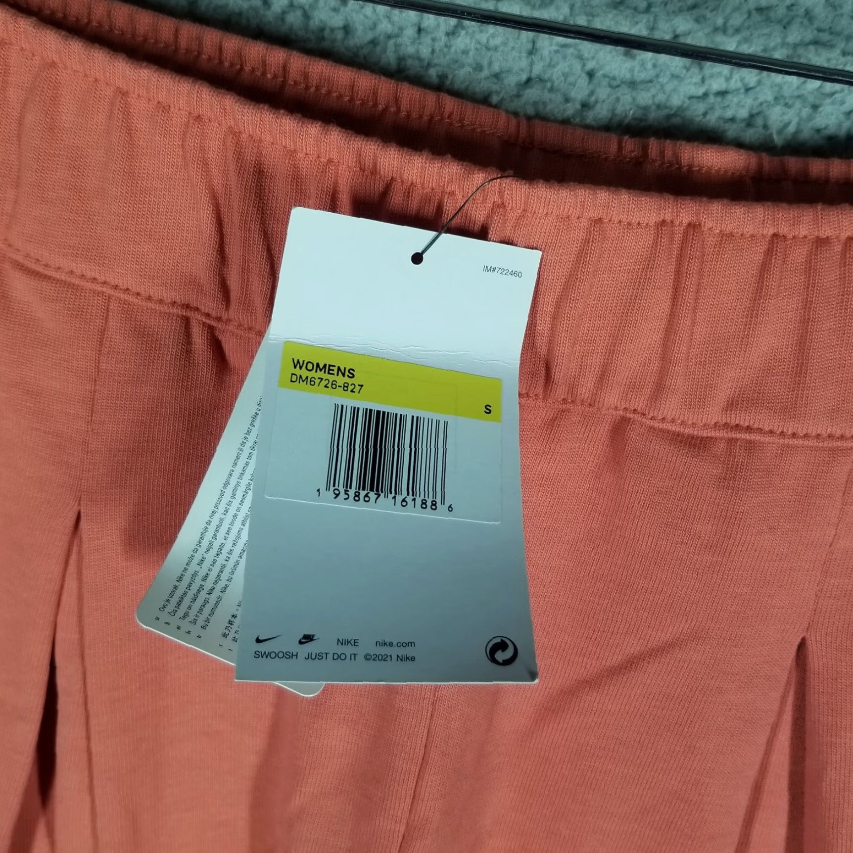 Nike Nike Women's Sportswear Loose Fit Mid Rise Wide Leg Capris Pants Pink Coral Workout athleisure DM6726-827 Size 28" / US 6 / IT 42 - 3 Thumbnail