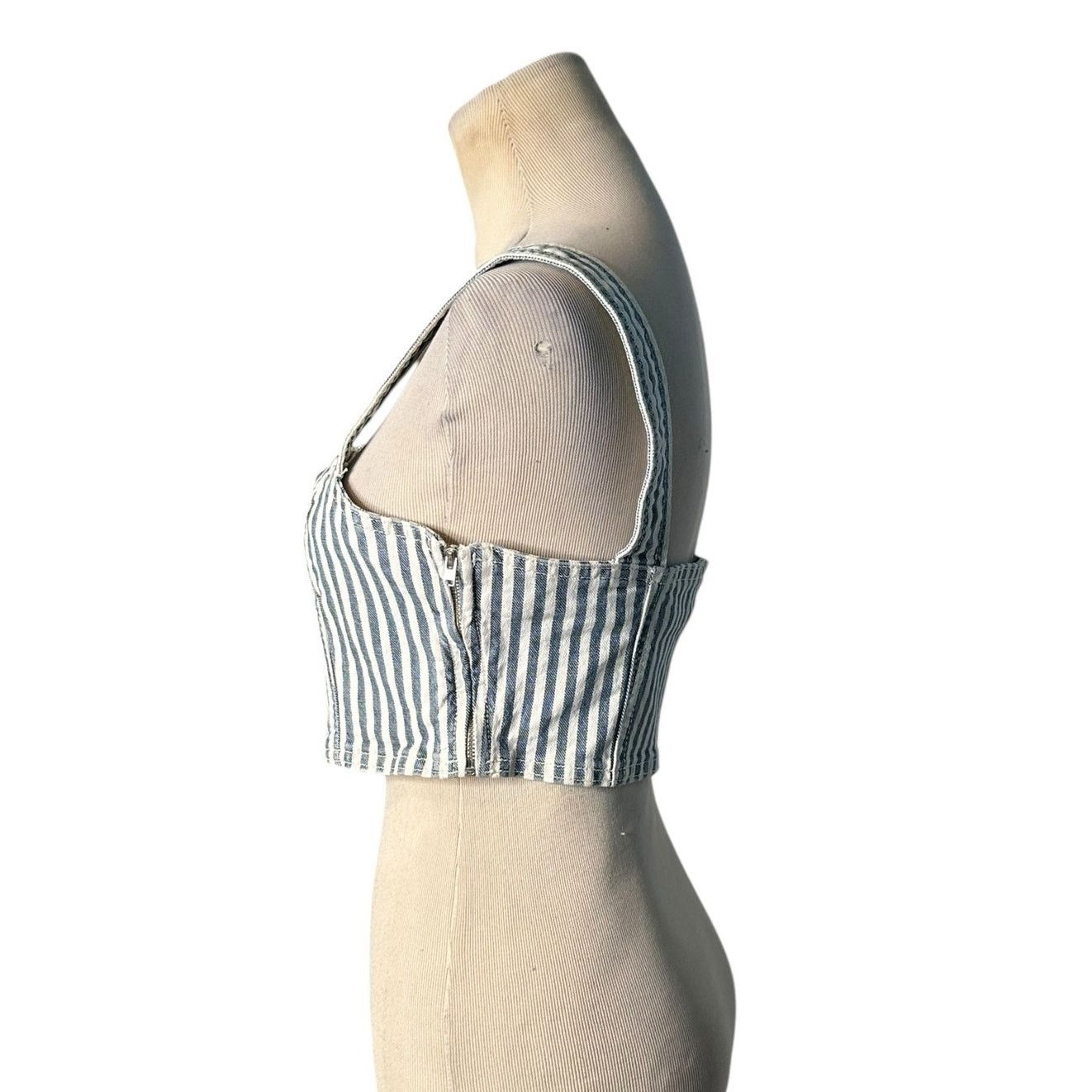 Zara Zara blue white denim strappy crop top size Small Size S / US 4 / IT 40 - 8 Thumbnail