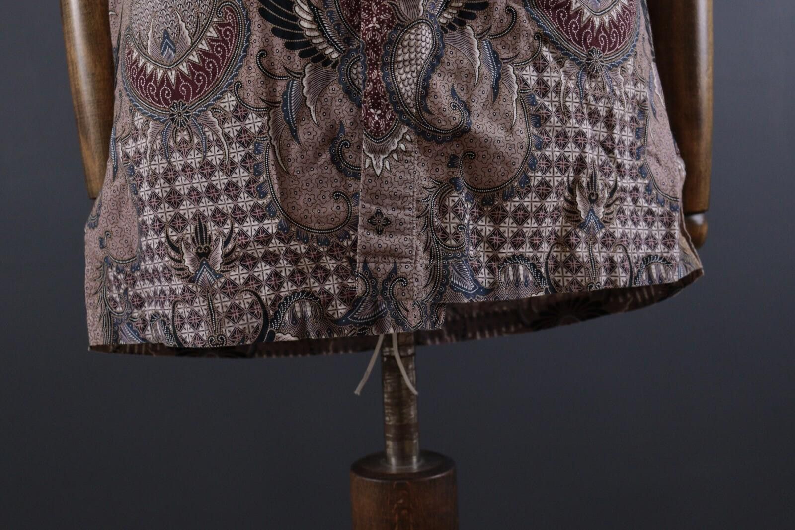 Designer Batik Keris Multicolour Luxury Pattern Down Shirt Size 38 15 Size US M / EU 48-50 / 2 - 3 Thumbnail