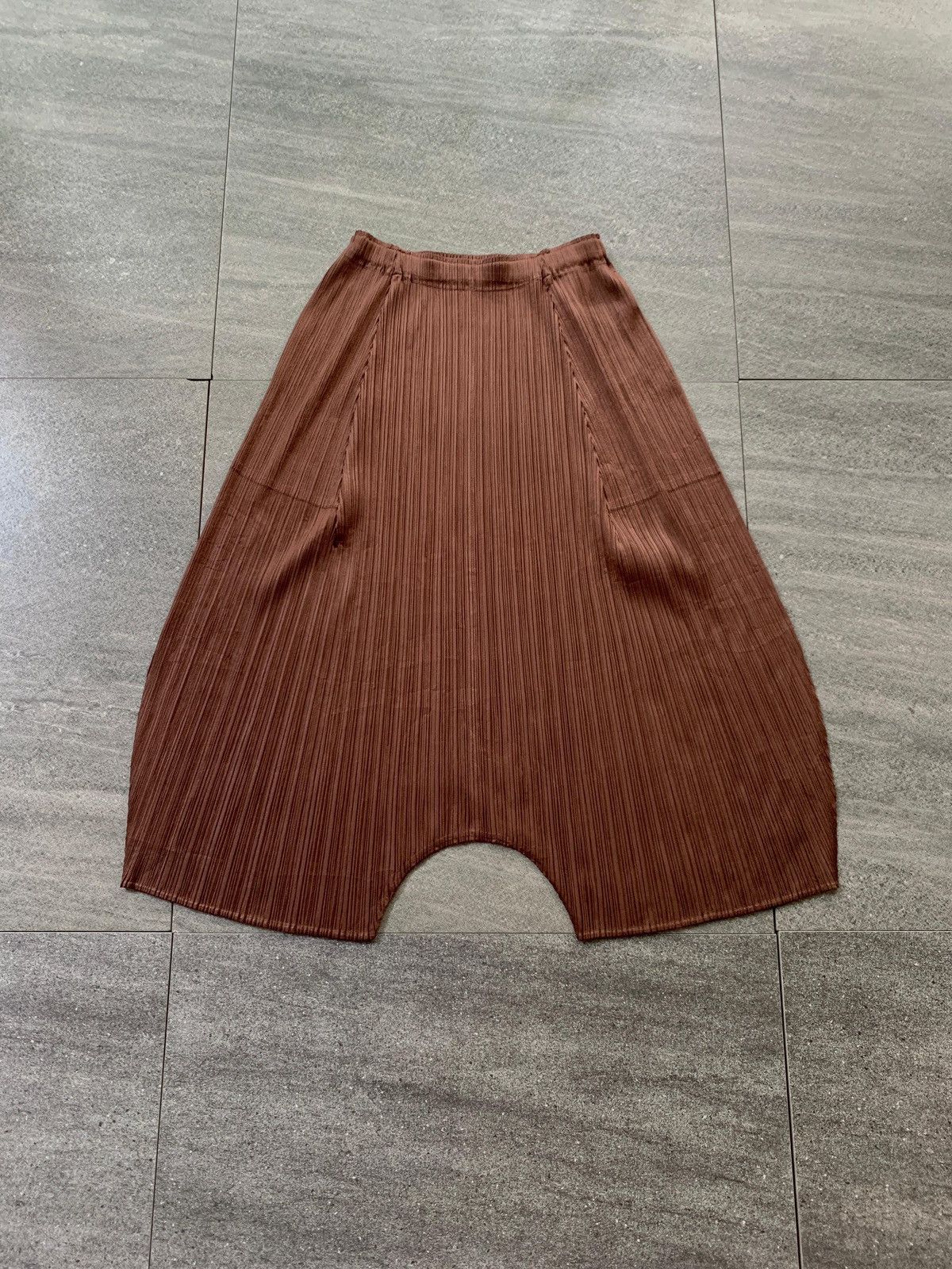 Pleats Please Issey Miyake FREE TAX! Pleats Please Baggy Drop Crotch Pants Size US 27 - 1 Thumbnail