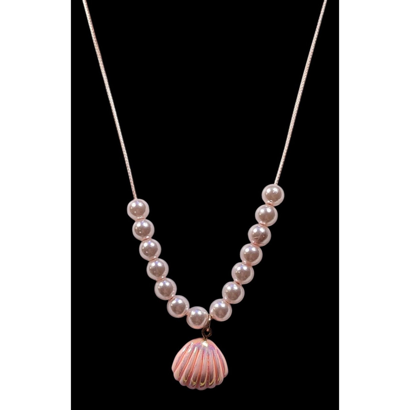 Other Pink Mermaidcore Iridescent Shell Pendant Beaded Necklace Size ONE SIZE - 2 Thumbnail