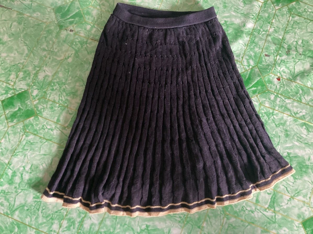 BIGI Vintage Bigi Wool Skirt Size 28" / US 6 / IT 42 - 2 Thumbnail