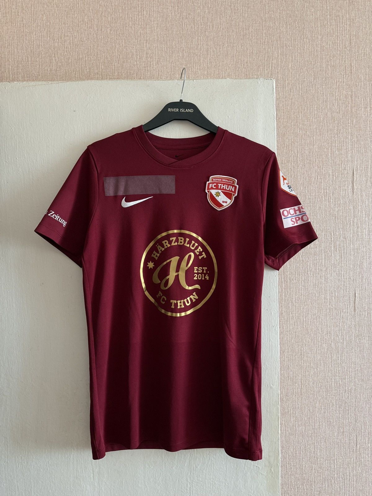 Nike Nike FC Thun Home Shirt Kablan #20 Swiss Super League Jersey Size US M / EU 48-50 / 2 - 1 Thumbnail