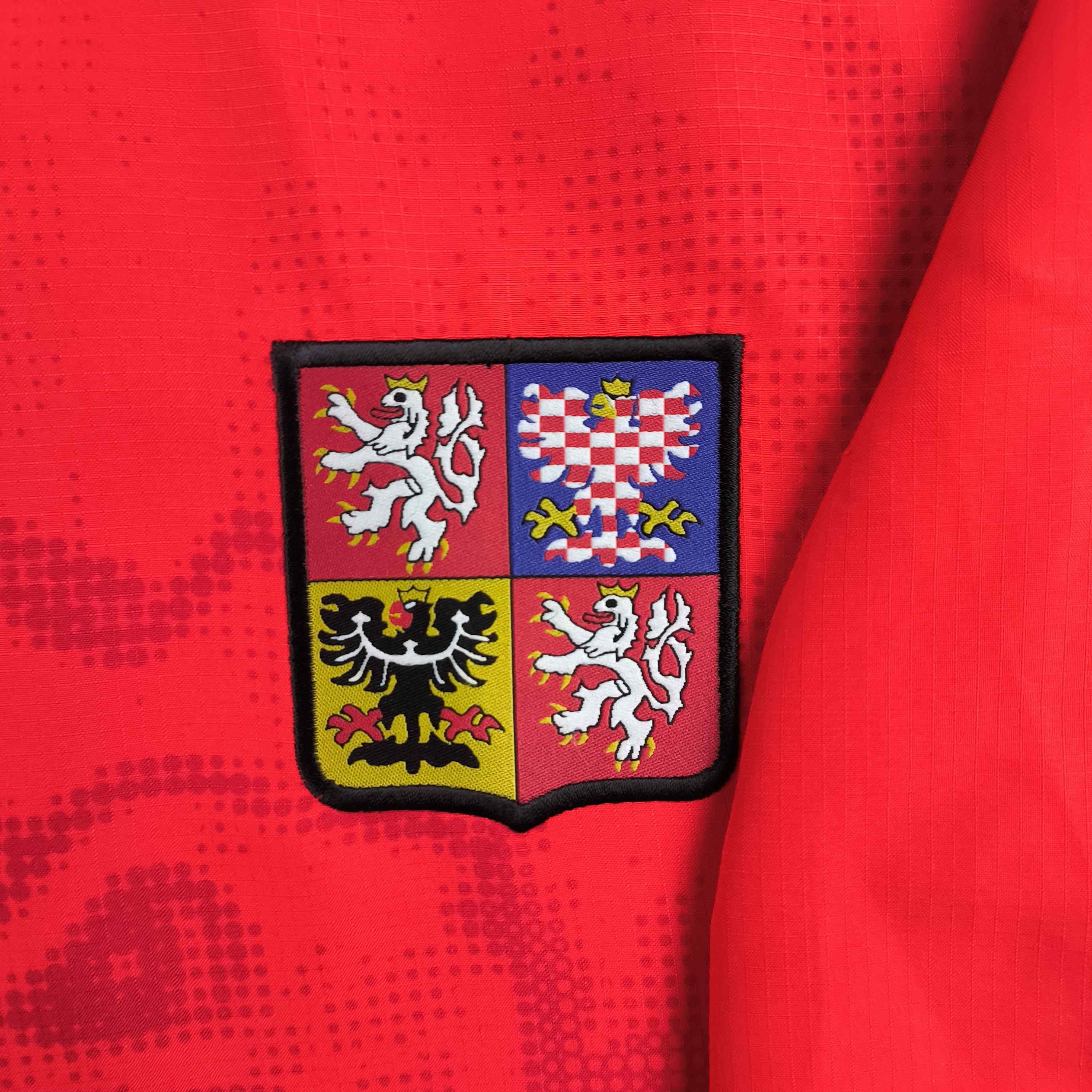 Puma Czech Republic 2006-08 Puma home Nedved football jersey XL Size US XL / EU 56 / 4 - 3 Thumbnail
