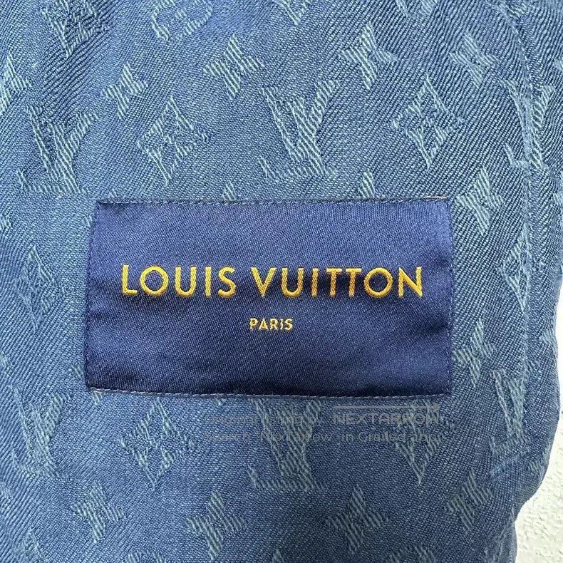 Louis Vuitton Louis Vuitton Blue long-sleeved denim jacket with full pri Size US M / EU 48-50 / 2 - 3 Thumbnail