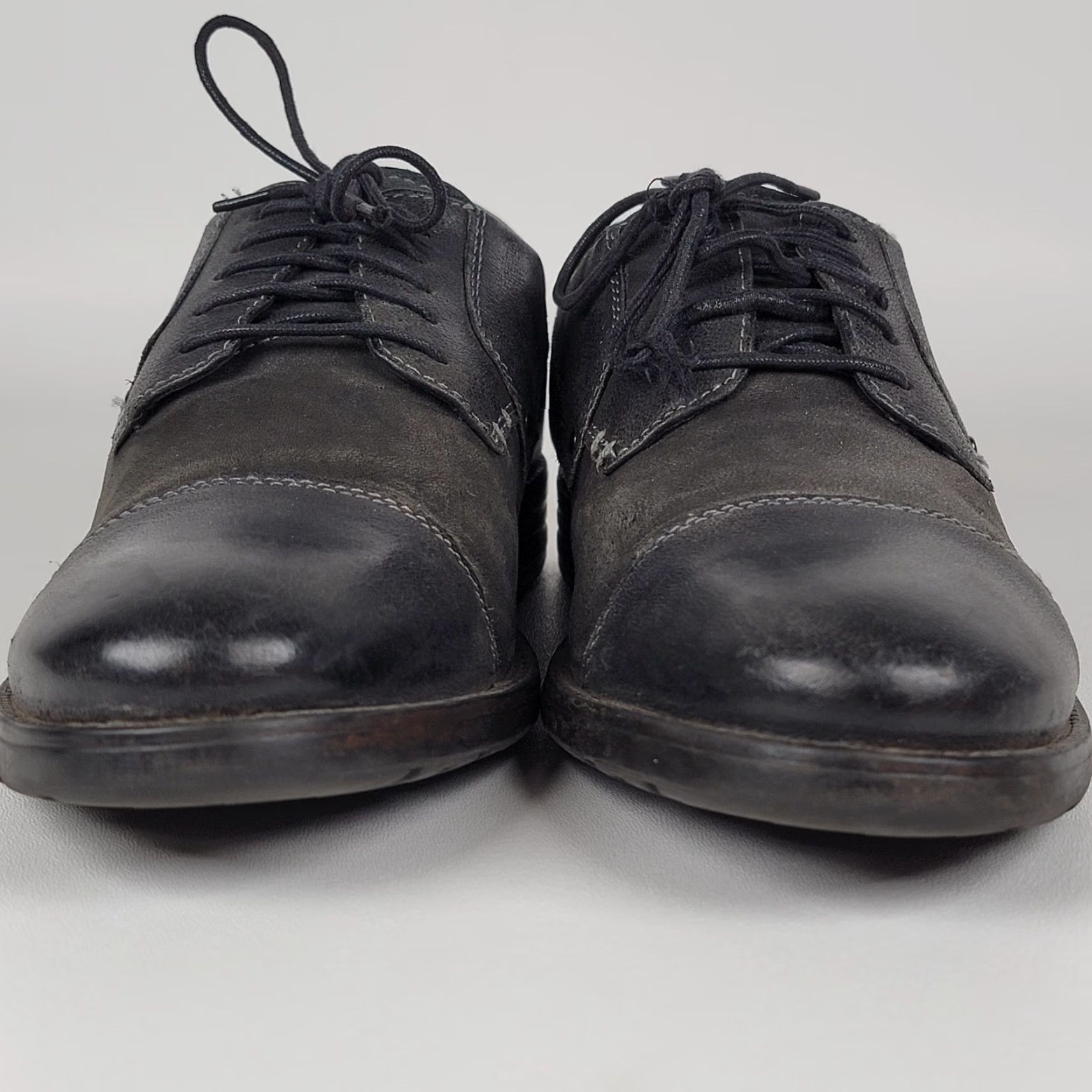 Clarks **Clarks Black Nubuck Cap Toe Oxford 9.5 M** User: **Clarks Black Nubuck Cap Toe Oxford 9.5 M** Size ONE SIZE - 3 Thumbnail