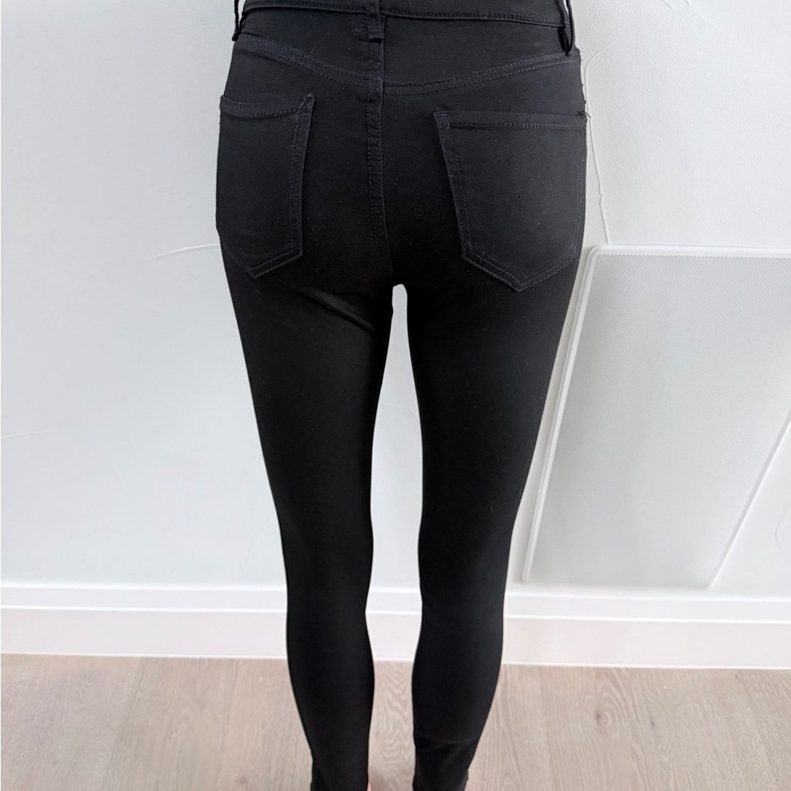 Other New Y2K Classic Black Skinny Pants size 24 Size 24" / US 00 / IT 34 - 3 Thumbnail