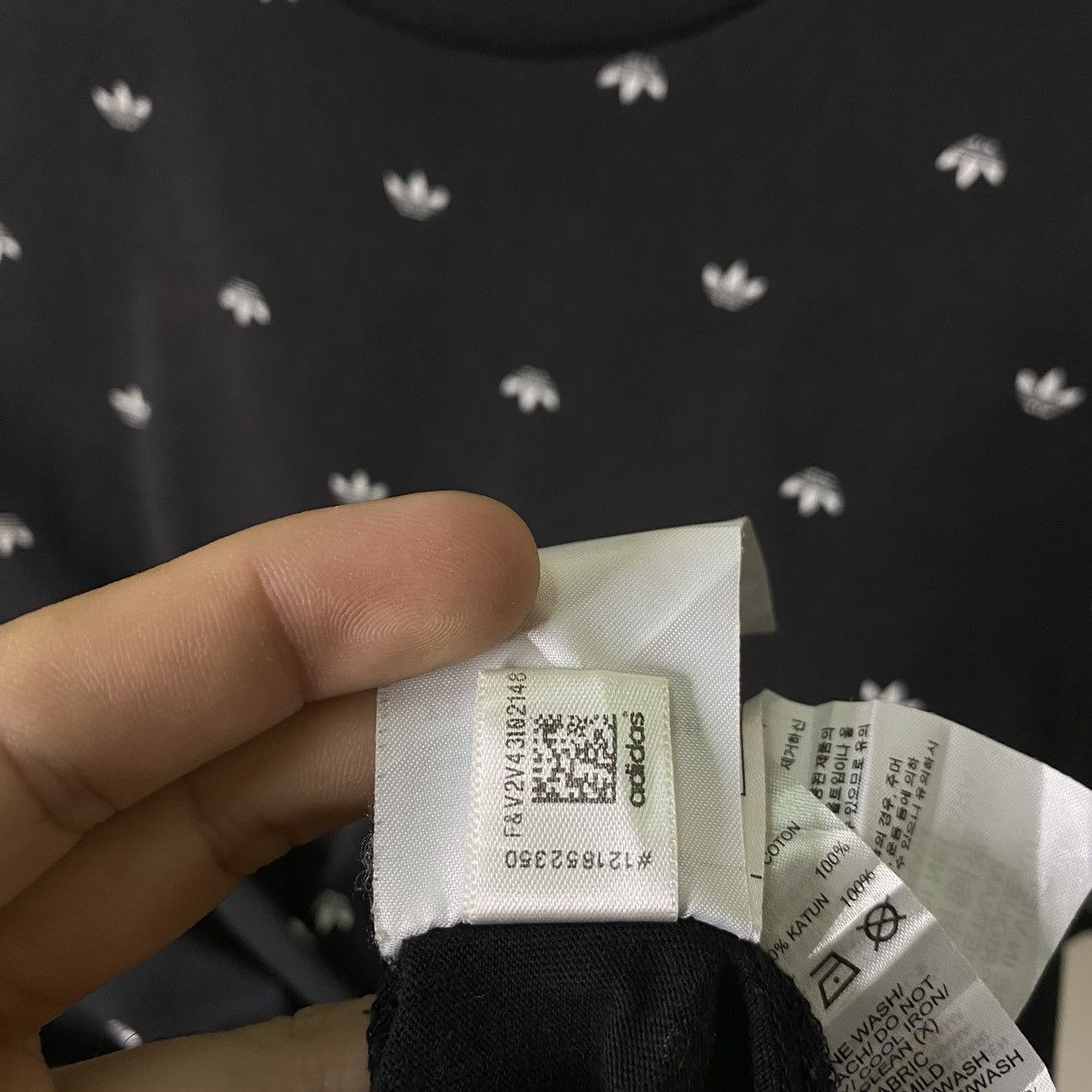 Adidas Y2K Adidas AOP Small Logo Tee Size US S / EU 44-46 / 1 - 10 Thumbnail