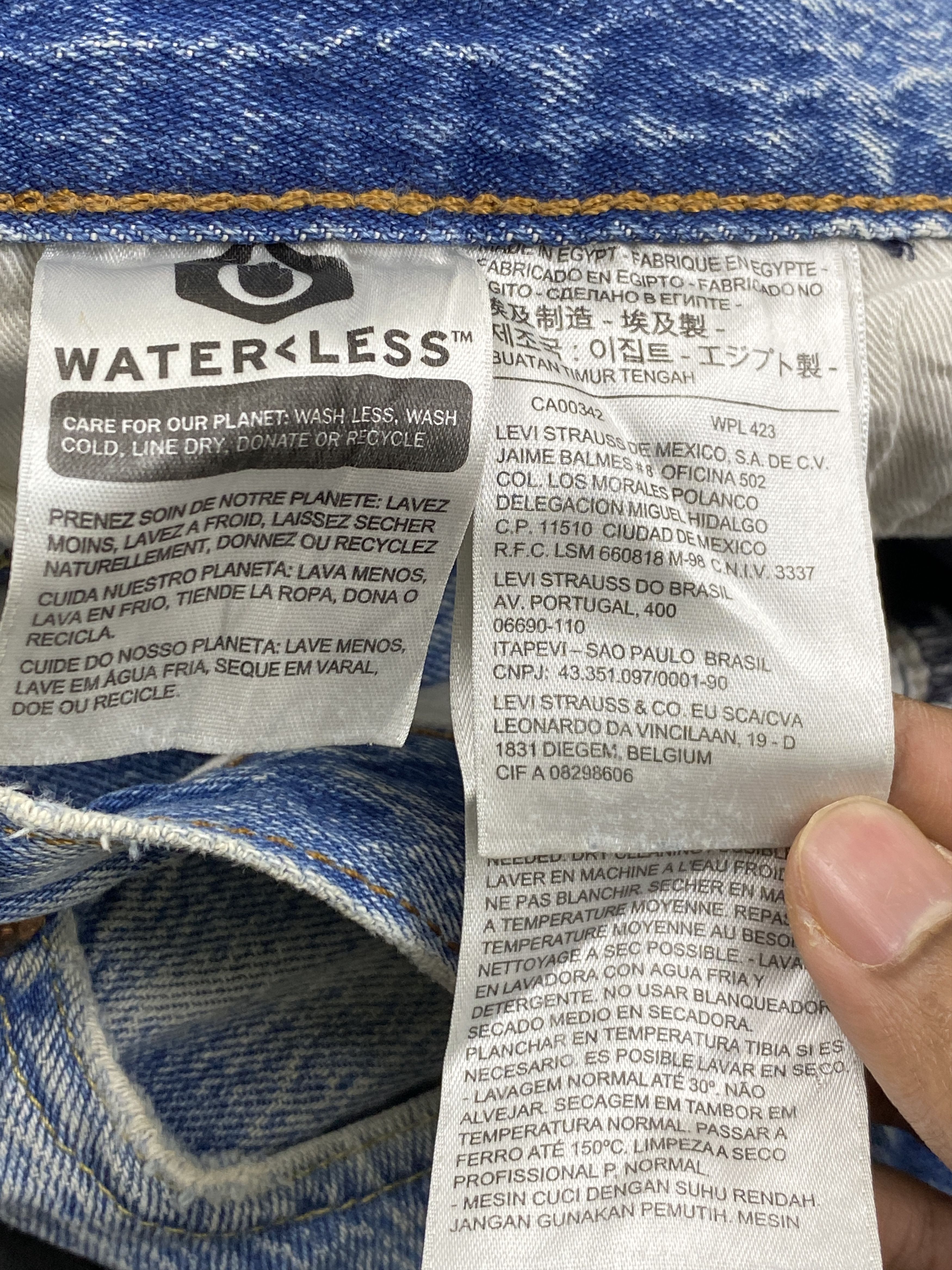 Levi's Vintage Levis 501 Lightwash Blue Jeans DP2833 Size US 34 / EU 50 - 13 Thumbnail