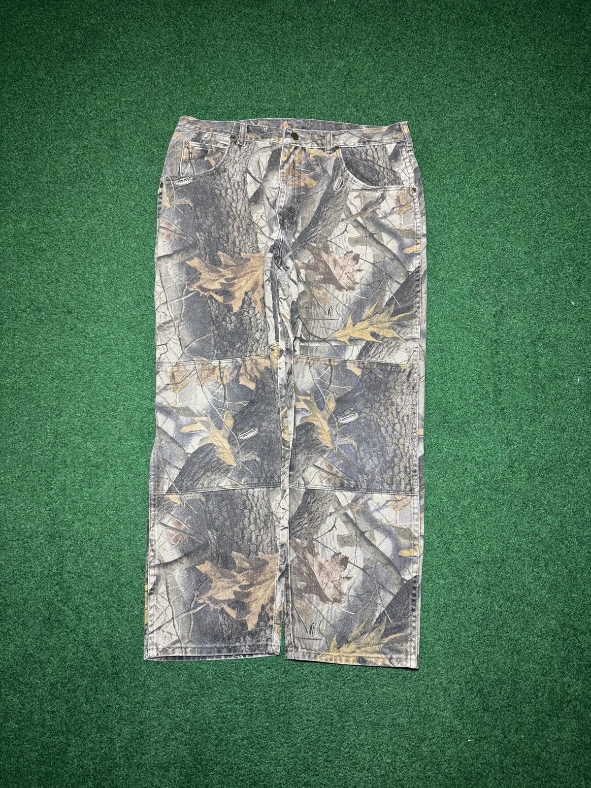 Realtree Vtg Y2K Wrangler Realtree Baggy Skater Hip Hop Camo Pants Size US 37 - 3 Thumbnail