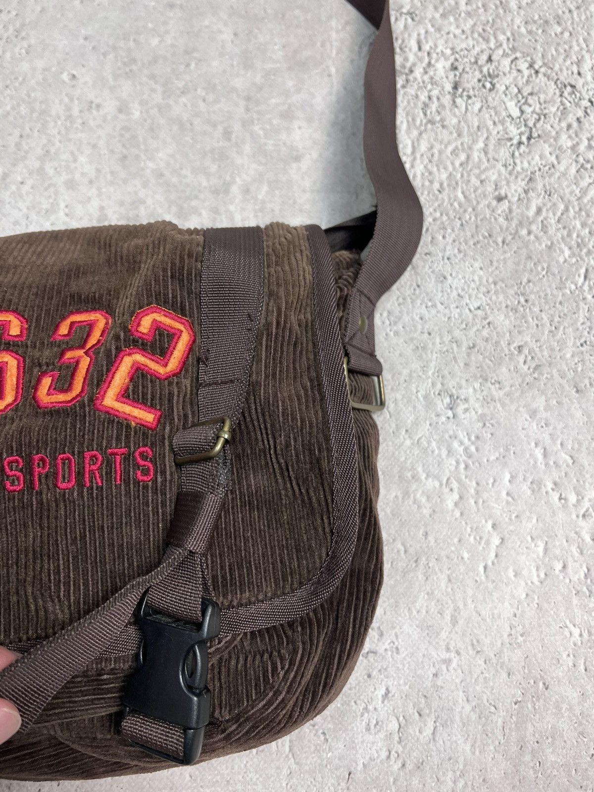 Designer × Diesel × Vintage Diesel sling bag Vintage Y2K sling cargo bag multi pocket Size ONE SIZE - 8 Thumbnail
