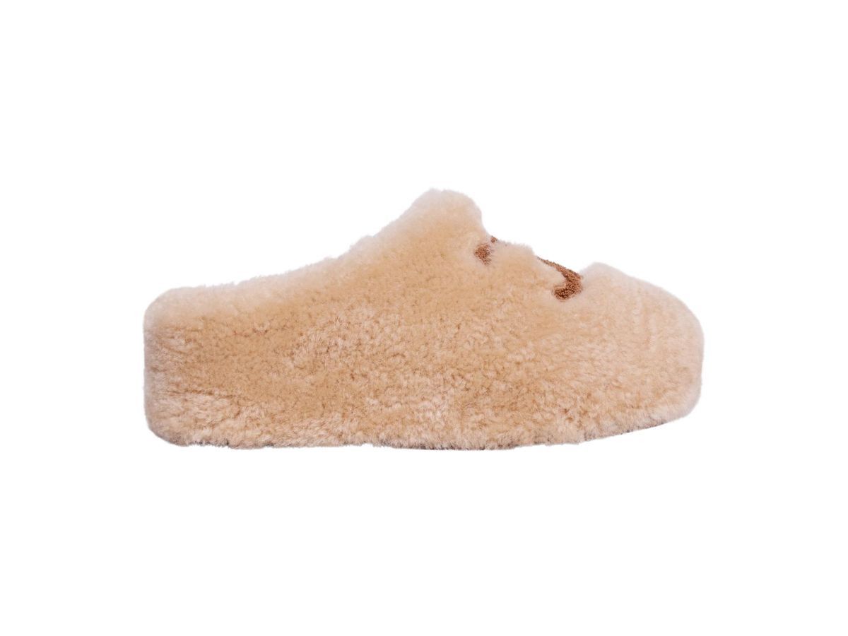 Celine o1bcso1str1225 352433781C Shearling Mules in Cream Size US 10 / IT 40 - 1 Thumbnail