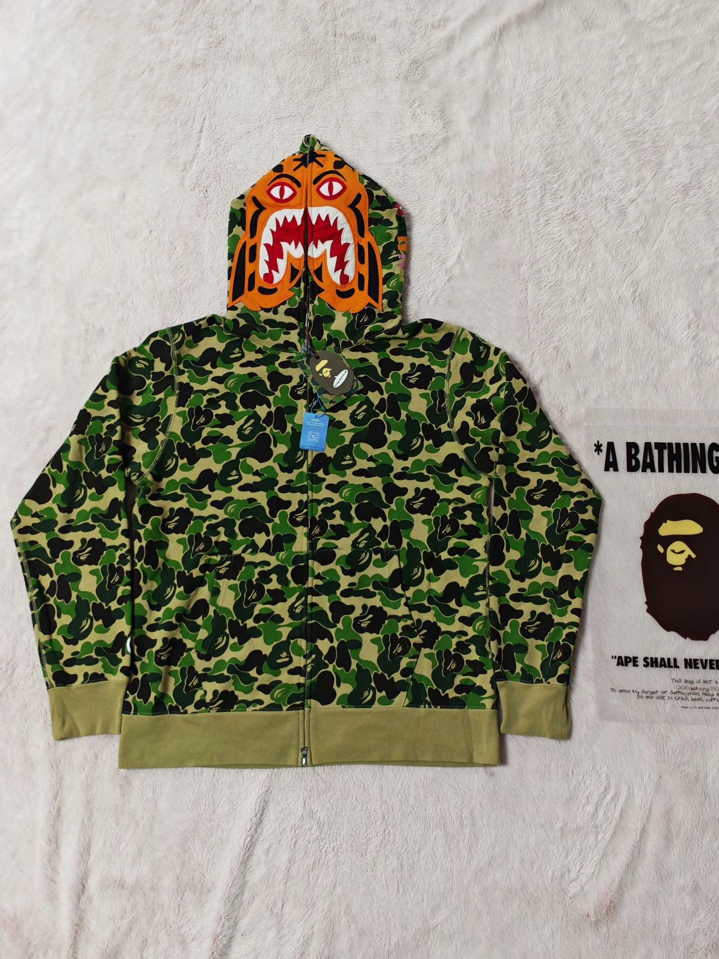 Bape Bape Green Light Jacket XL Men Size US XL / EU 56 / 4 - 1 Thumbnail