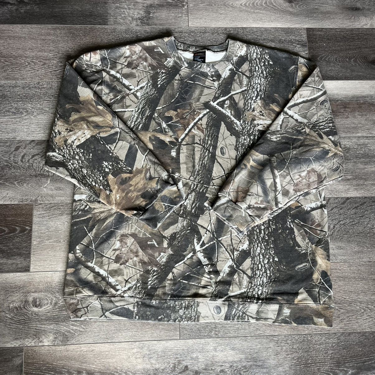 Realtree Vintage Outfitters Ridge Real Tree Hardwoods Camo Crewneck Size US XL / EU 56 / 4 - 1 Thumbnail