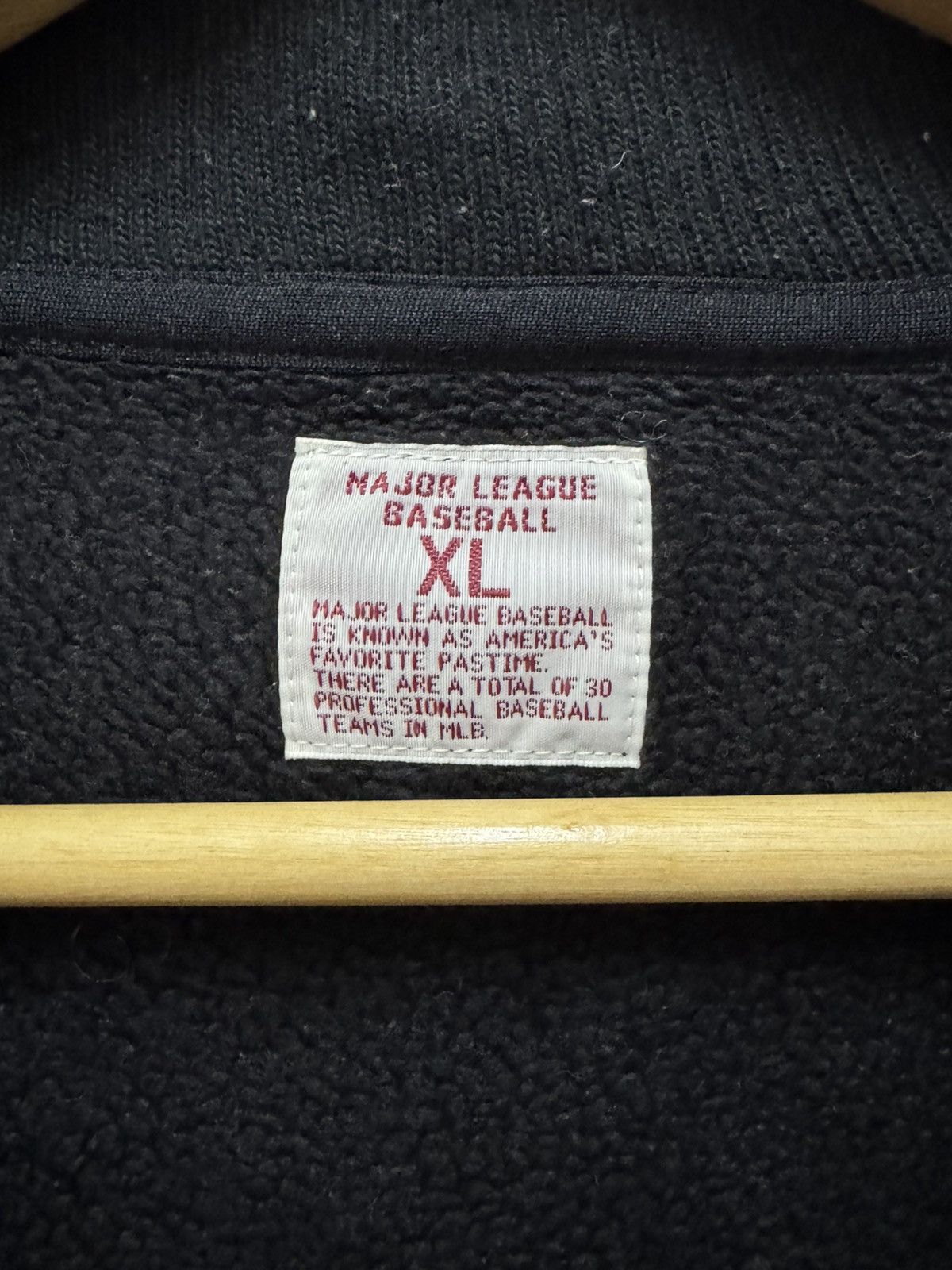 Uniqlo Uniqlo Major league baseball Half zipper Size US XL / EU 56 / 4 - 6 Thumbnail