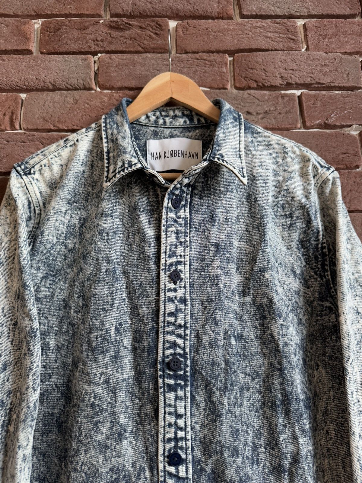 Han Kjobenhavn Han Kjobenhavn Everyday Acid Washed Denim Shirt XL Size US XL / EU 56 / 4 - 3 Thumbnail
