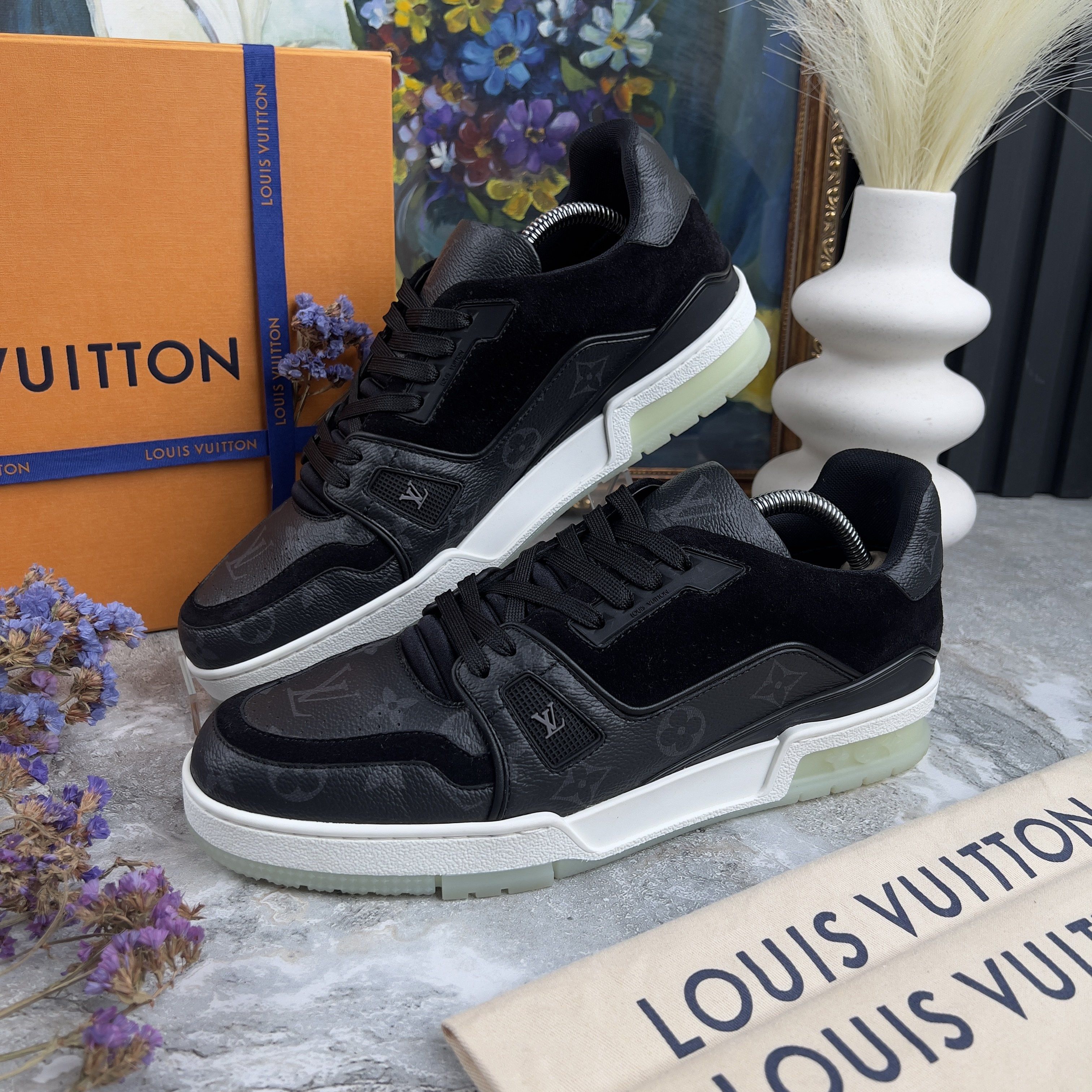 Louis Vuitton LV Trainer Sneakers Monogram Eclipse Black Suede Size US 9 / EU 42 - 5 Thumbnail
