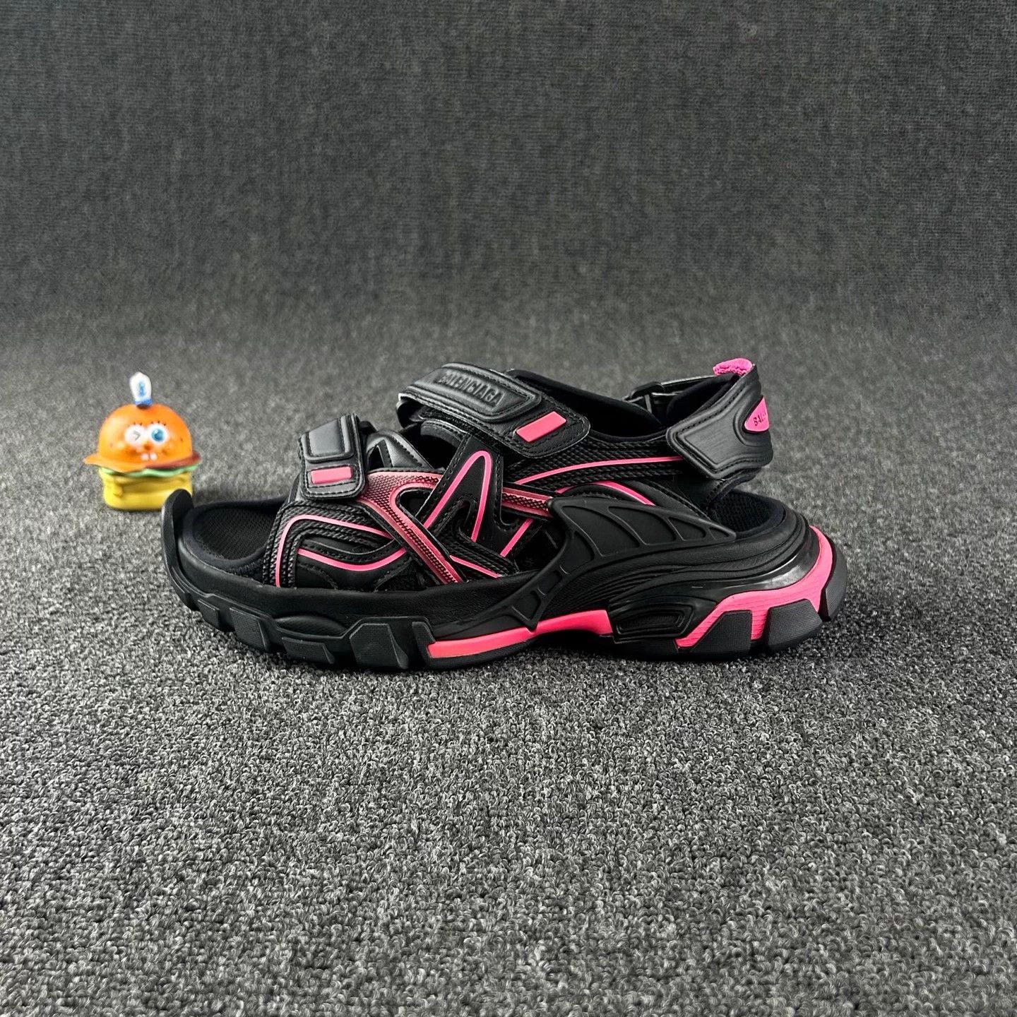 Balenciaga Balenciaga Black & Pink Sandals 36 Size US 5 / IT 35 - 3 Thumbnail