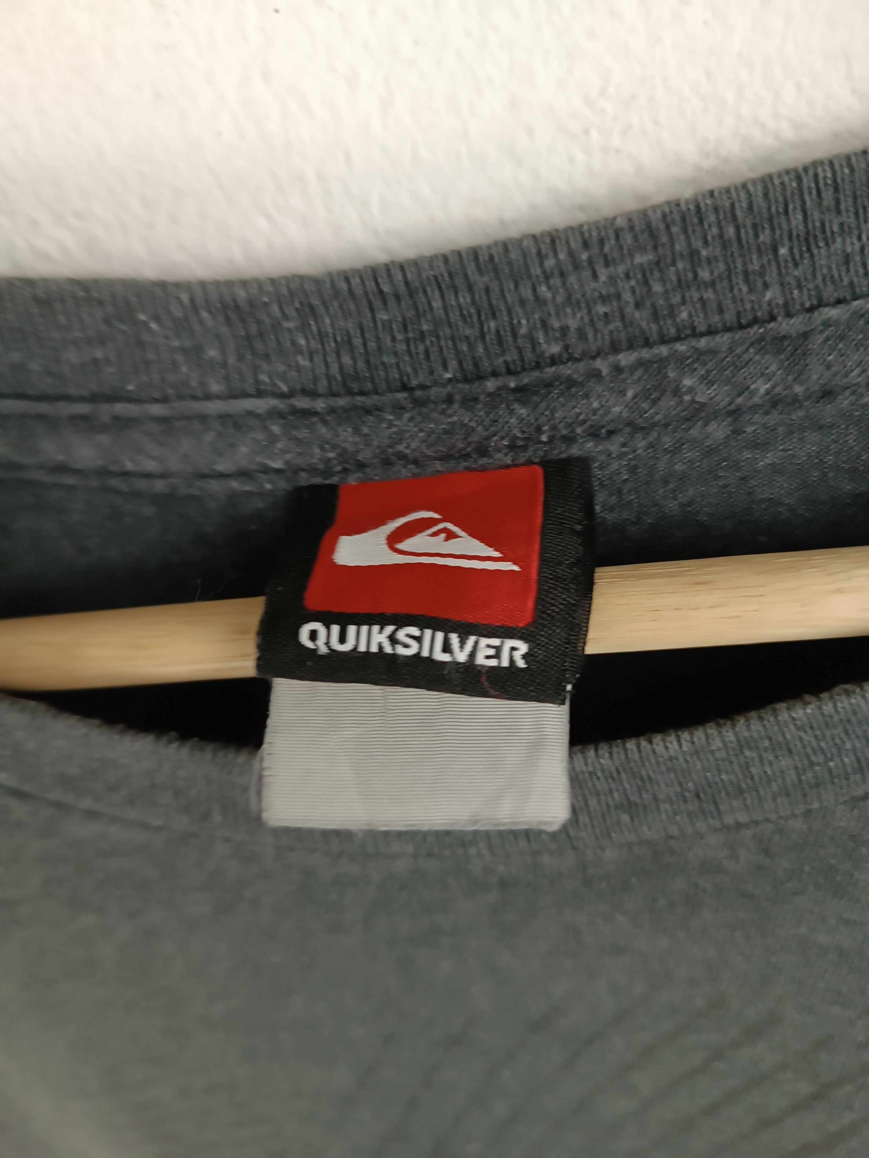Quiksilver VINTAGE Y2K QUIKSILVER BACKHIT TEE O'NEILL RVCA SURF SKI Size US XL / EU 56 / 4 - 11 Thumbnail
