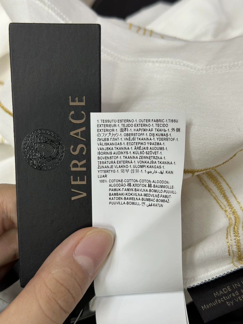 Versace Versace White casual T-shirt Size US S / EU 44-46 / 1 - 7 Thumbnail