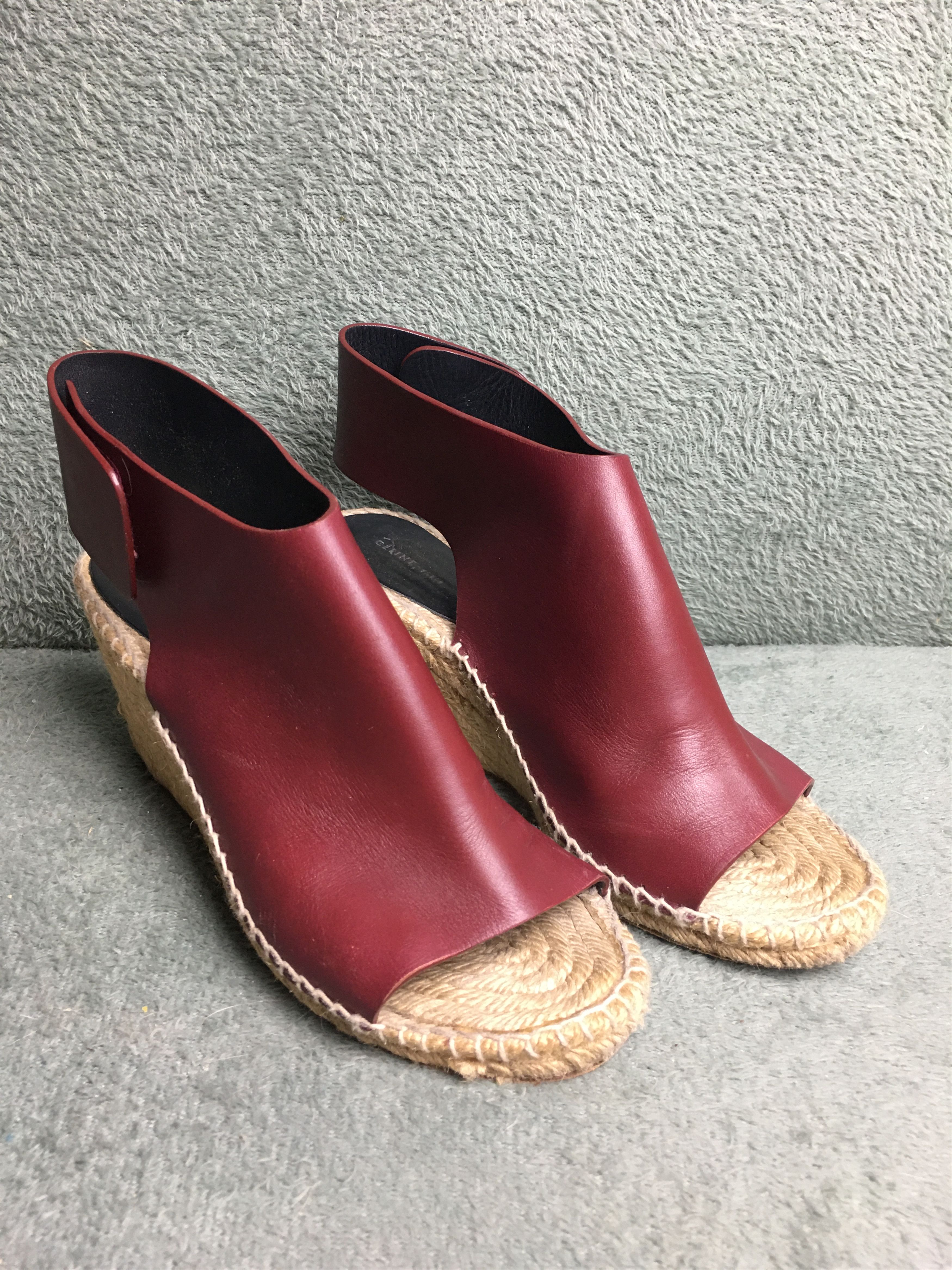 Celine Celine Burgundy Leather Wedge Espadrilles Sandals Size 39 Size US 9 / IT 39 - 2 Thumbnail