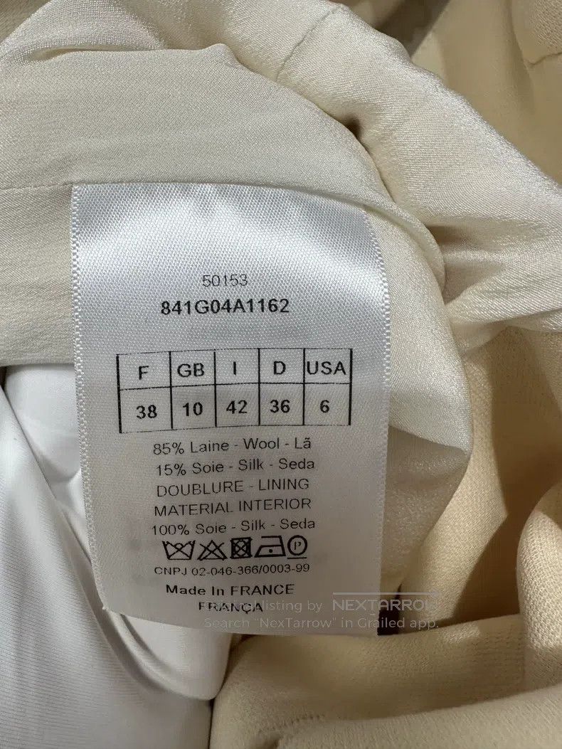 Dior Dior Classic beige silk wool double-breasted vest skirt Size XS / US 0-2 / IT 36-38 - 4 Thumbnail