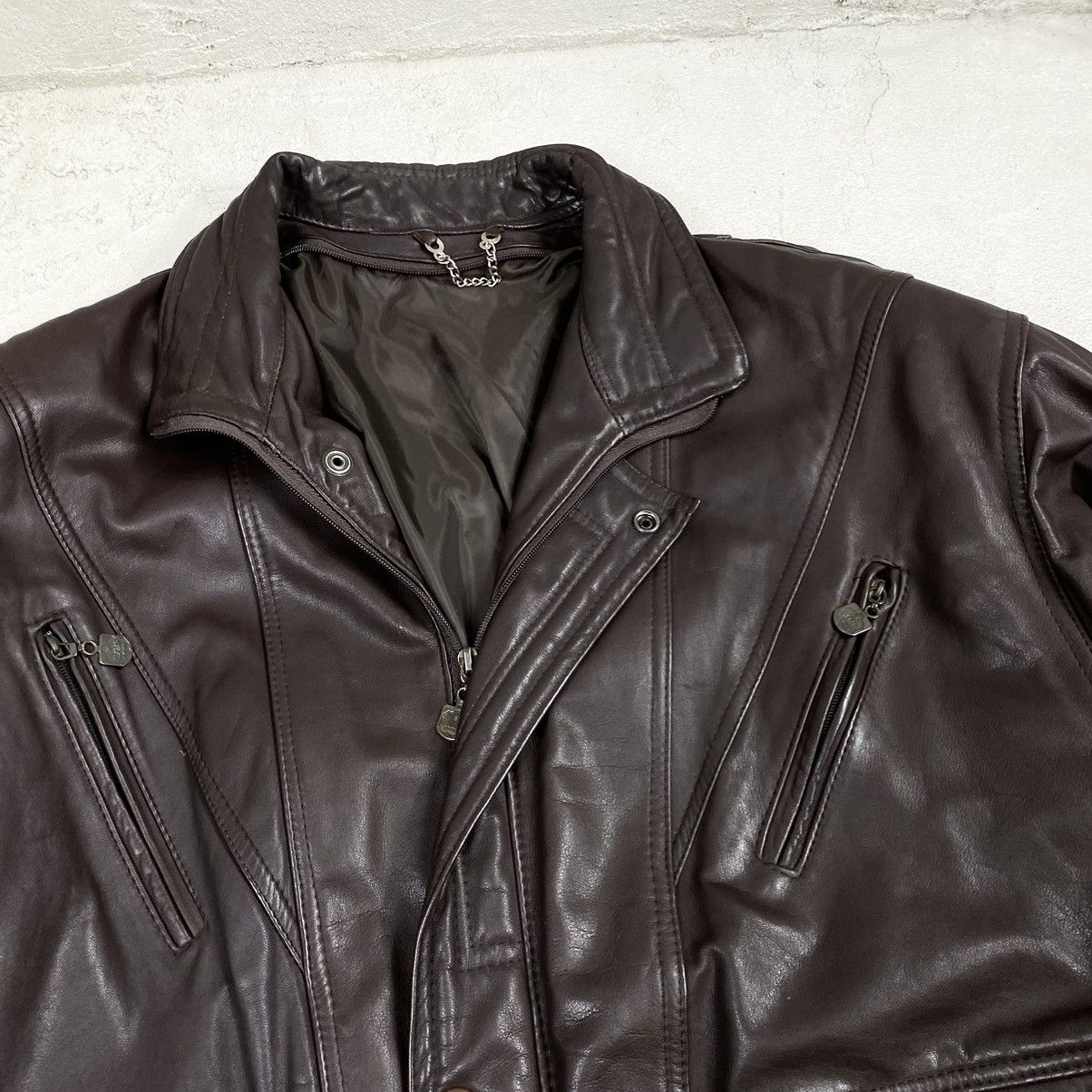 Vintage Leather jacket brown vintage bomber genuine boxy oversize Size US XL / EU 56 / 4 - 5 Thumbnail