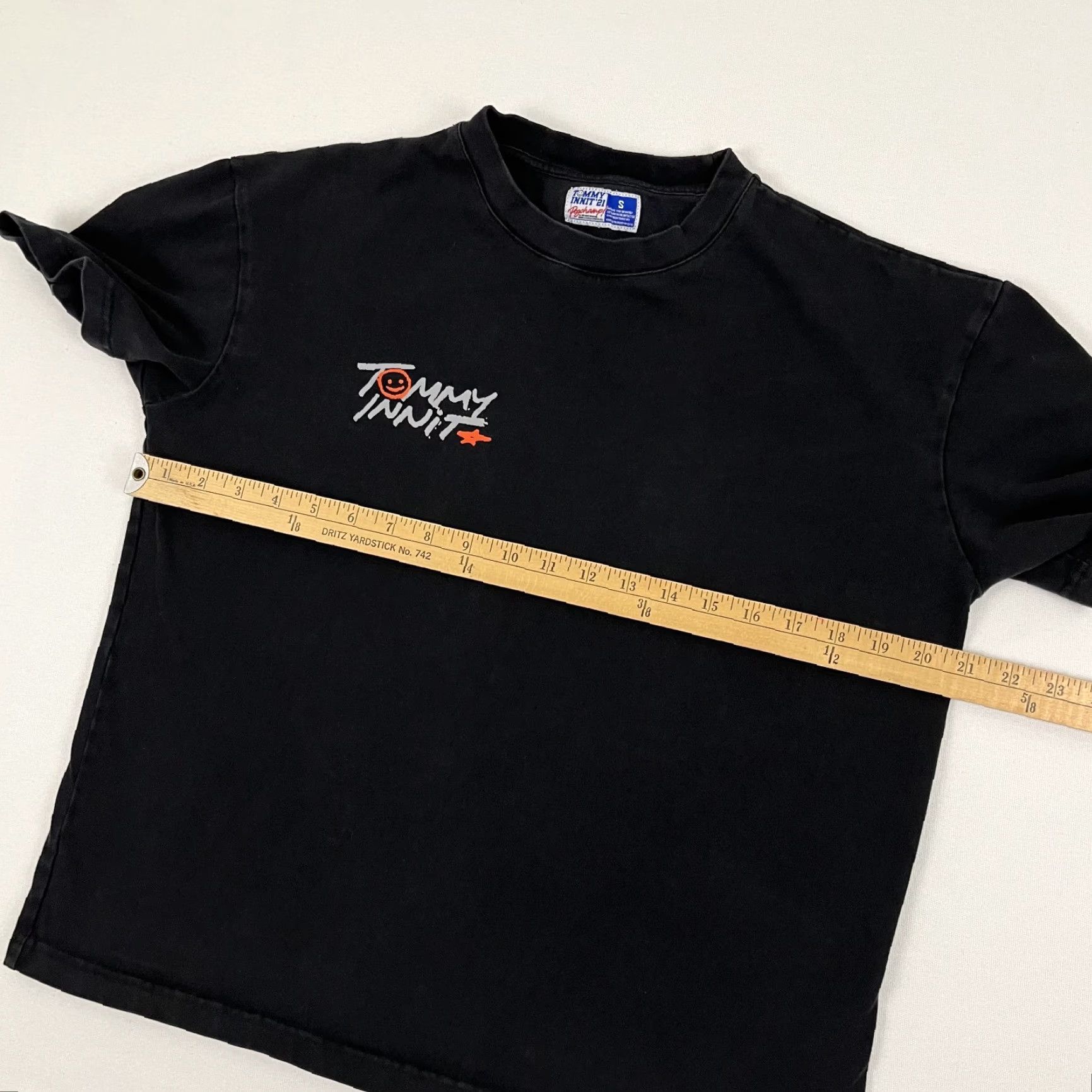 Vintage Tommyinnit Shirt Adult Small Black Graphic English Minecraft Streamer Youtube Shirt Size US S / EU 44-46 / 1 - 7 Thumbnail