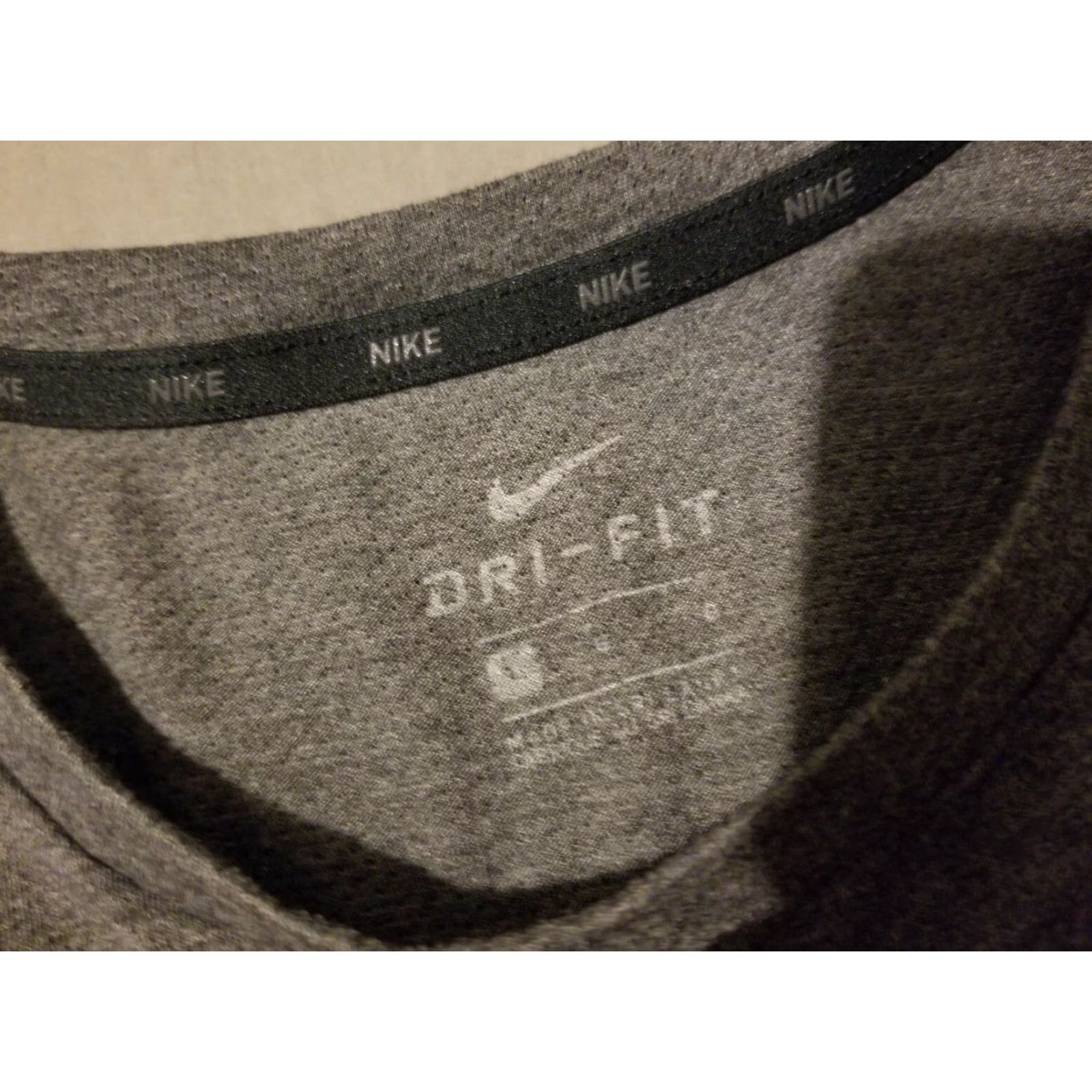 Nike Nike Shirt Mens L Large Gray Athletic Gym Workout T-Shirt Regular Size Sportswear Size US L / EU 52-54 / 3 - 3 Thumbnail