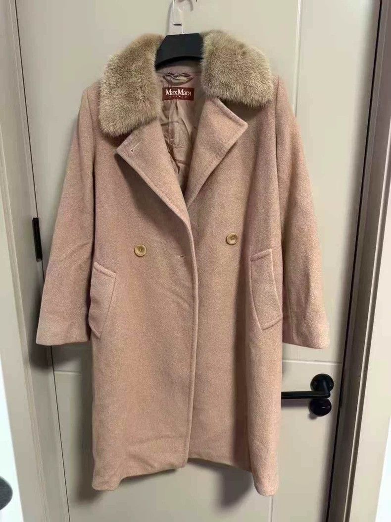 Max Mara Max Mara Wool coat with fur collar Size M / US 6-8 / IT 42-44 - 1 Thumbnail