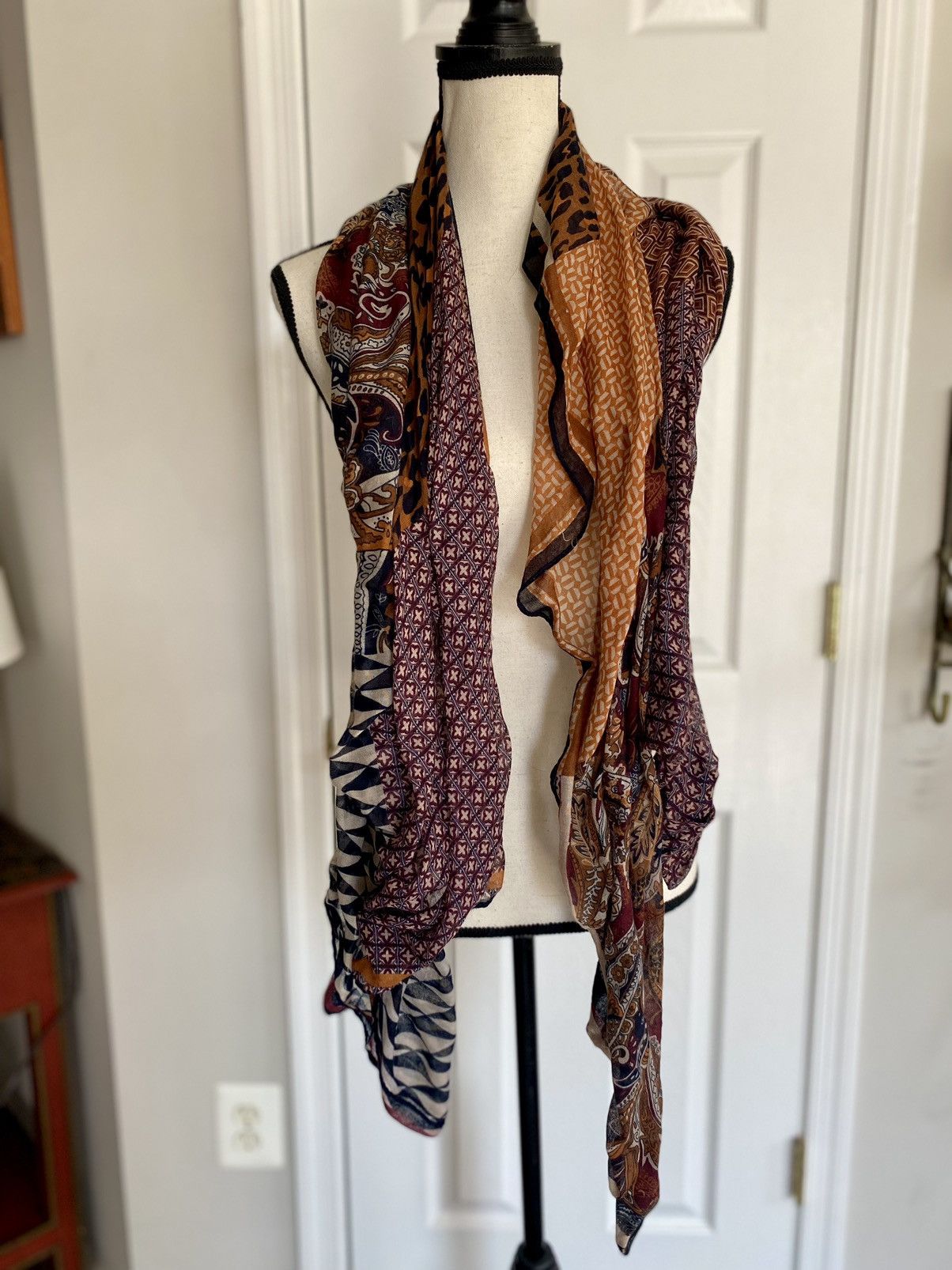Vintage VINTAGE VERSATILE MULTI PRINT SCARF WRAP SHAWL Size ONE SIZE - 6 Thumbnail