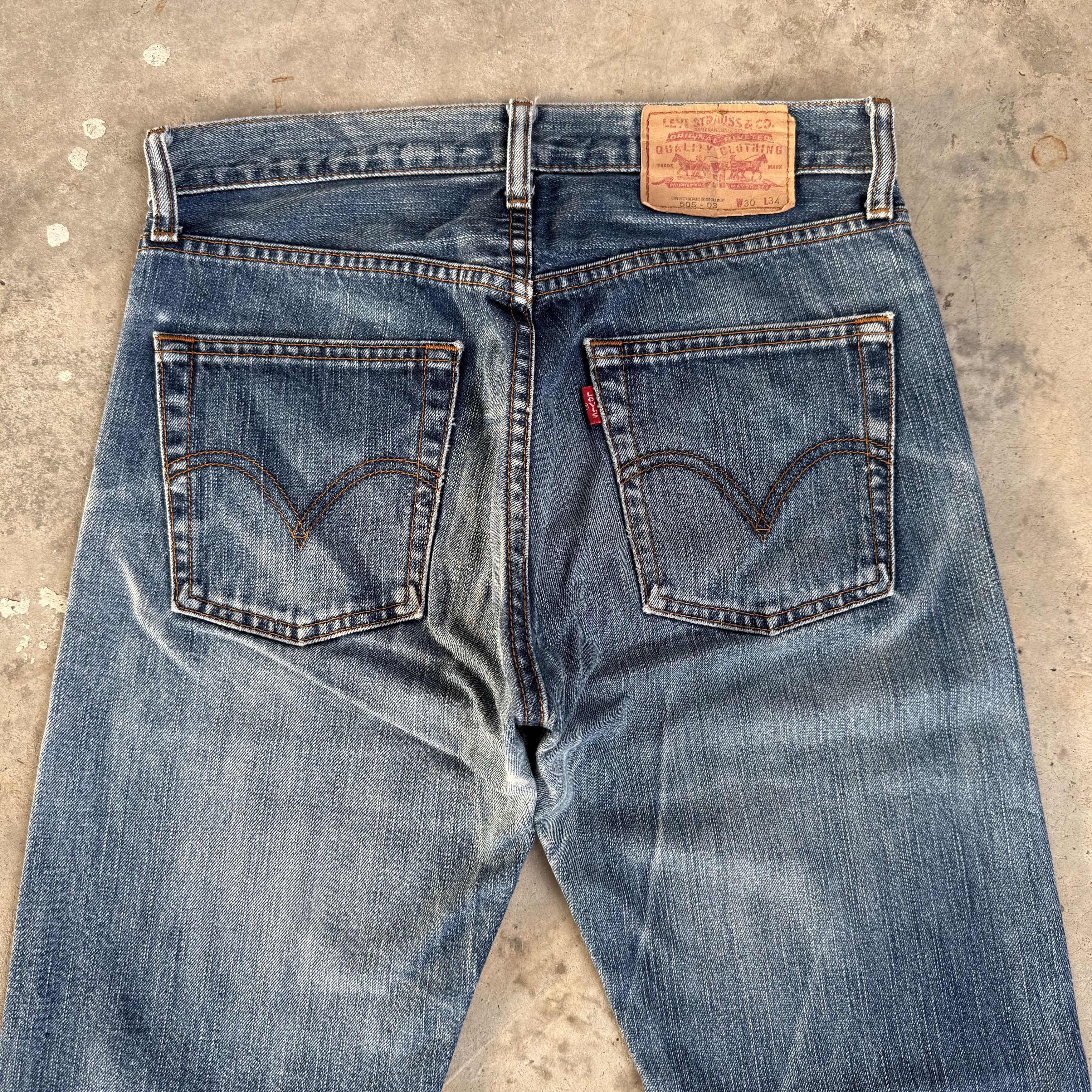 Levi's Vintage Clothing Vintage Levi's 505 Faded Mud washer Denim Jean Size US 31 - 8 Thumbnail