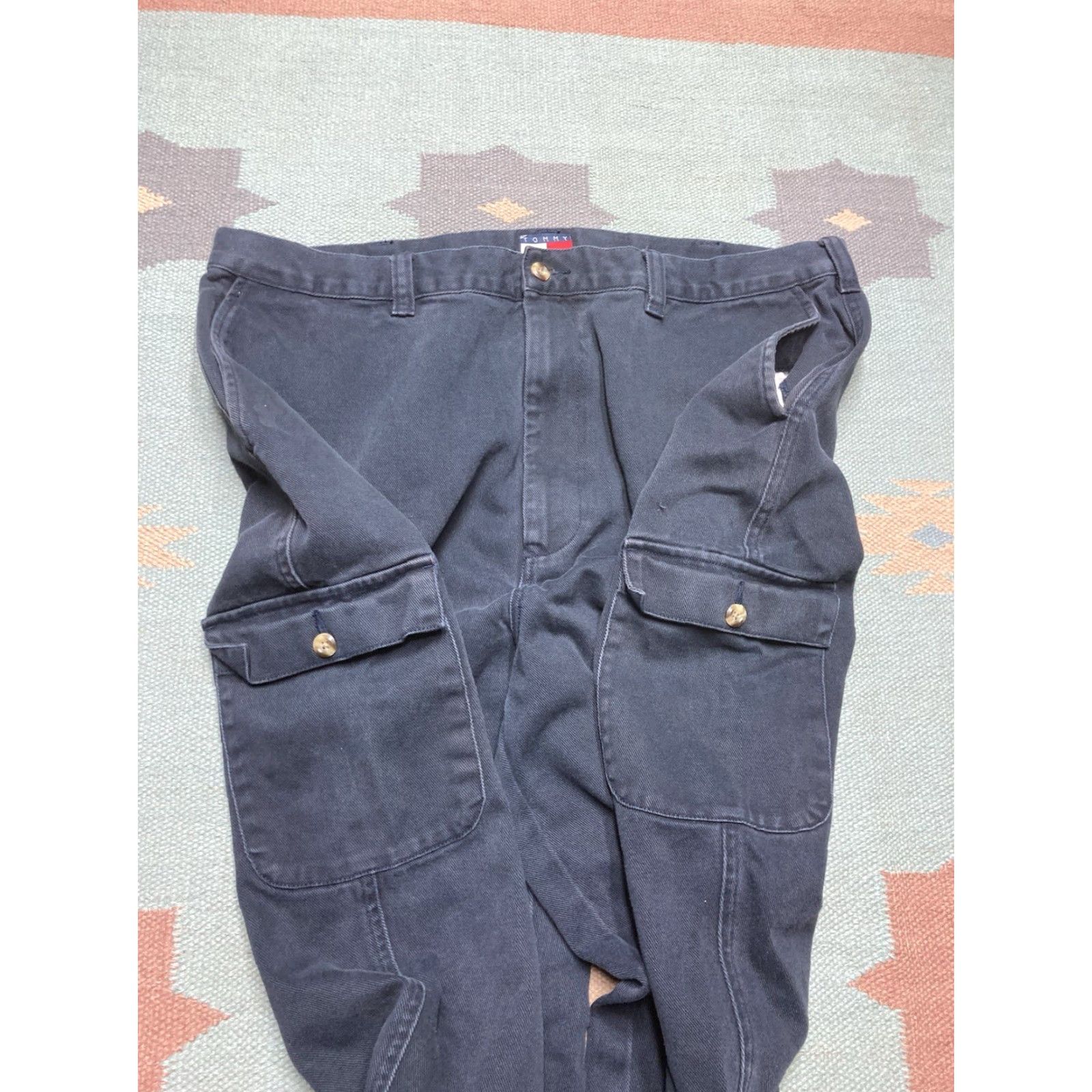 Tommy Hilfiger VINTAGE Tommy Hilfiger Jeans Baggy Dark Blue 38x31 Men/Adult Inseam 31 Baggy 90s Skater Cargo Trousers Size US 38 / EU 54 - 6 Thumbnail