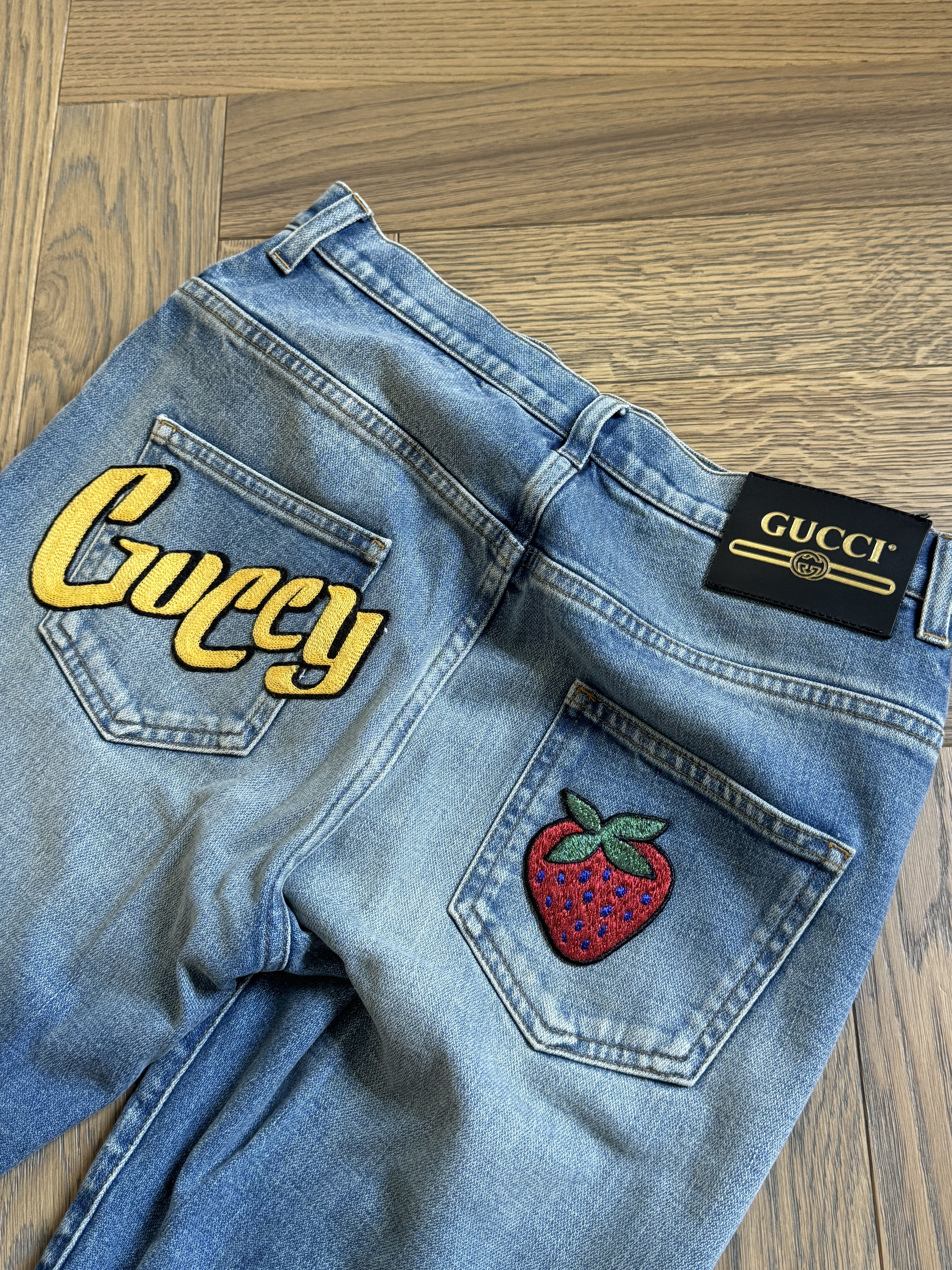 Gucci Gucci embroidered denim jeans Size 26" / US 2 / IT 38 - 1 Thumbnail