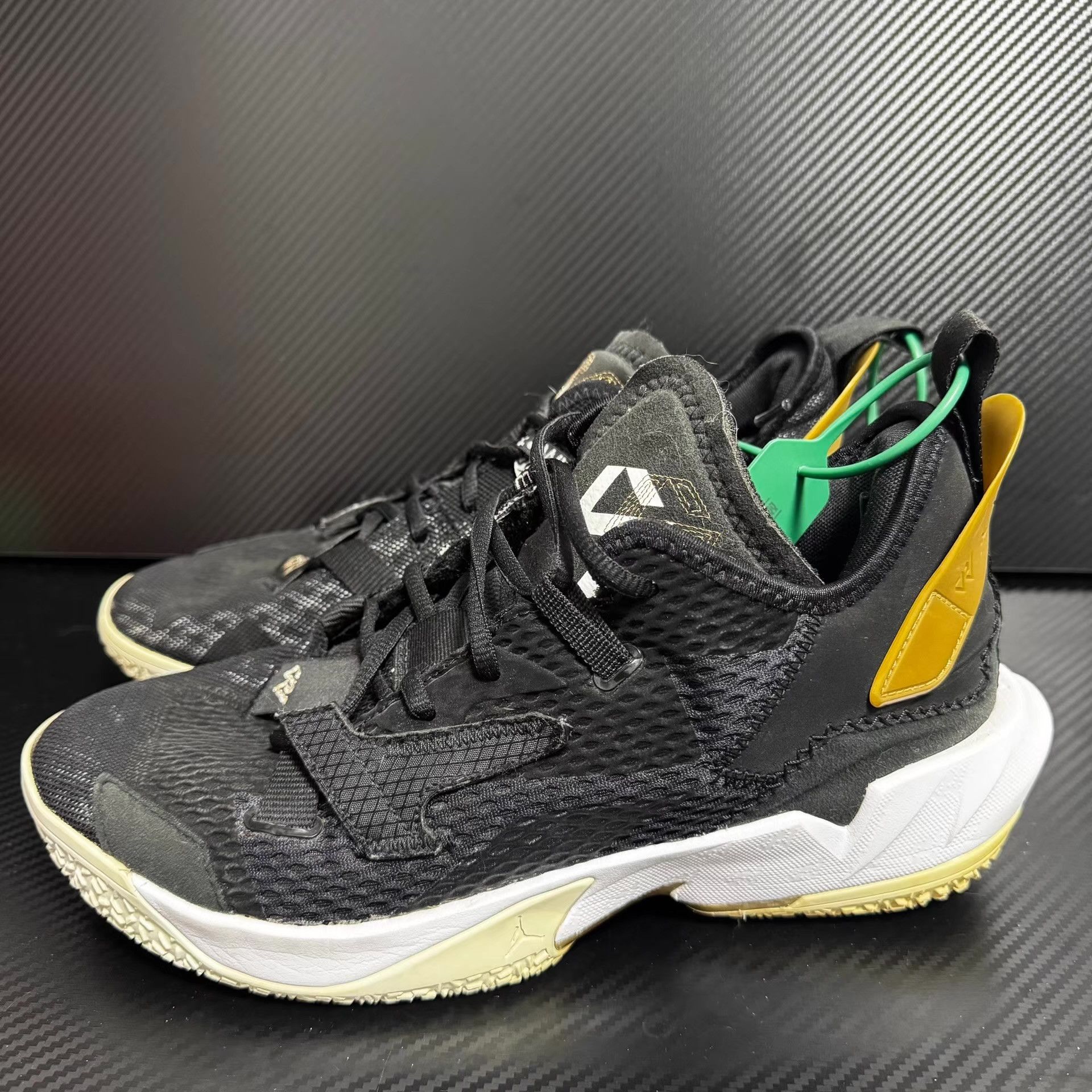 Nike Jordan Why Not Zer0.4 Q11 Size US 9 / EU 42 - 1 Thumbnail