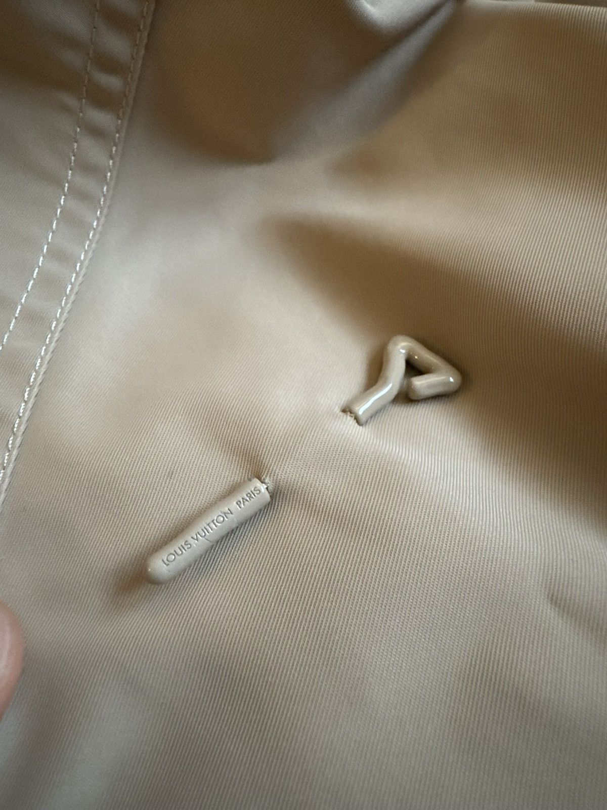 Louis Vuitton LOUIS VUITTON reversible jacket sizes in photos by tape Size US M / EU 48-50 / 2 - 22 Thumbnail