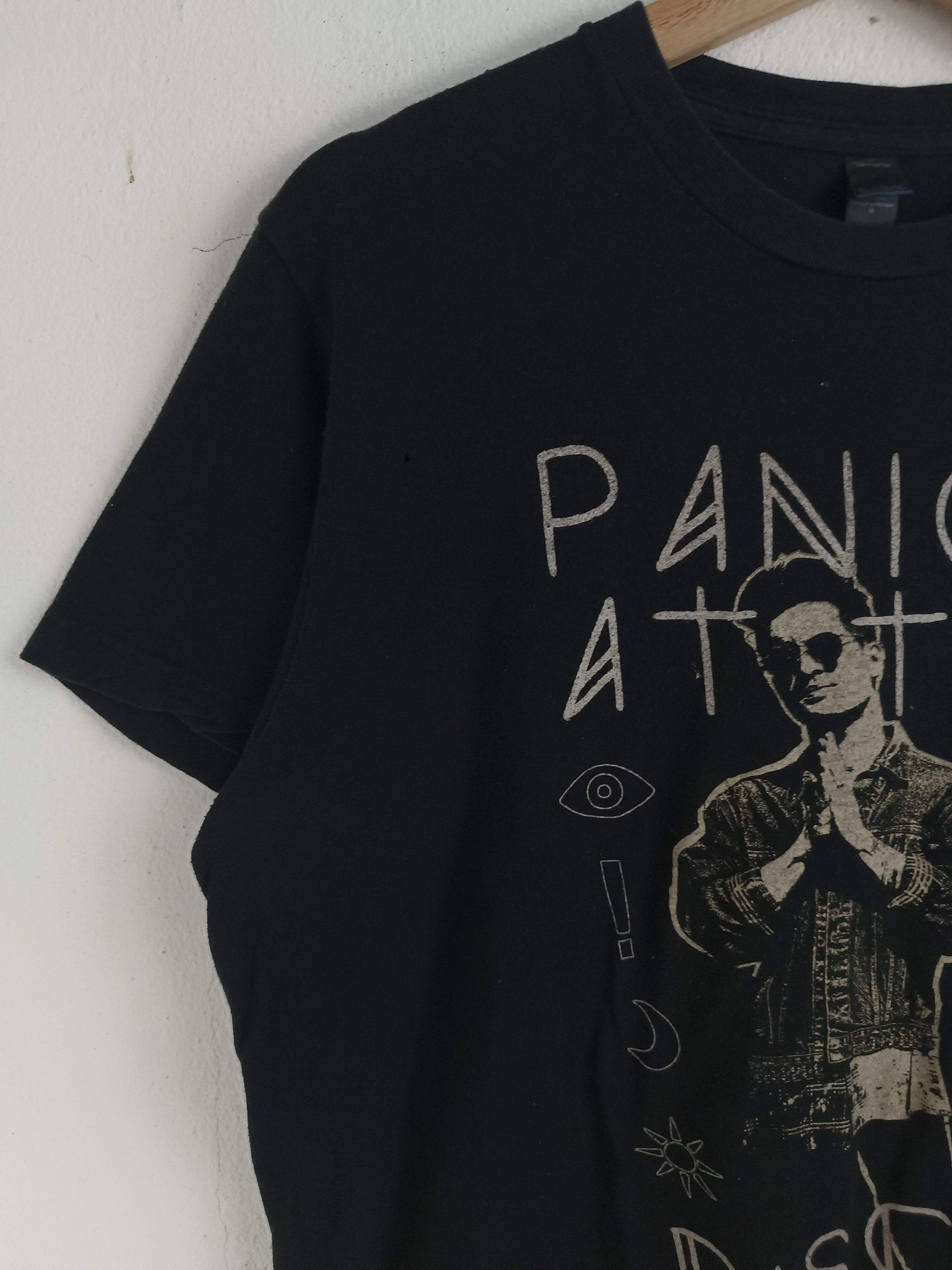 Band Tees VINTAGE 2019 PANIC AT THE DISCO TOUR TEE emo mcr afi Size US M / EU 48-50 / 2 - 5 Thumbnail