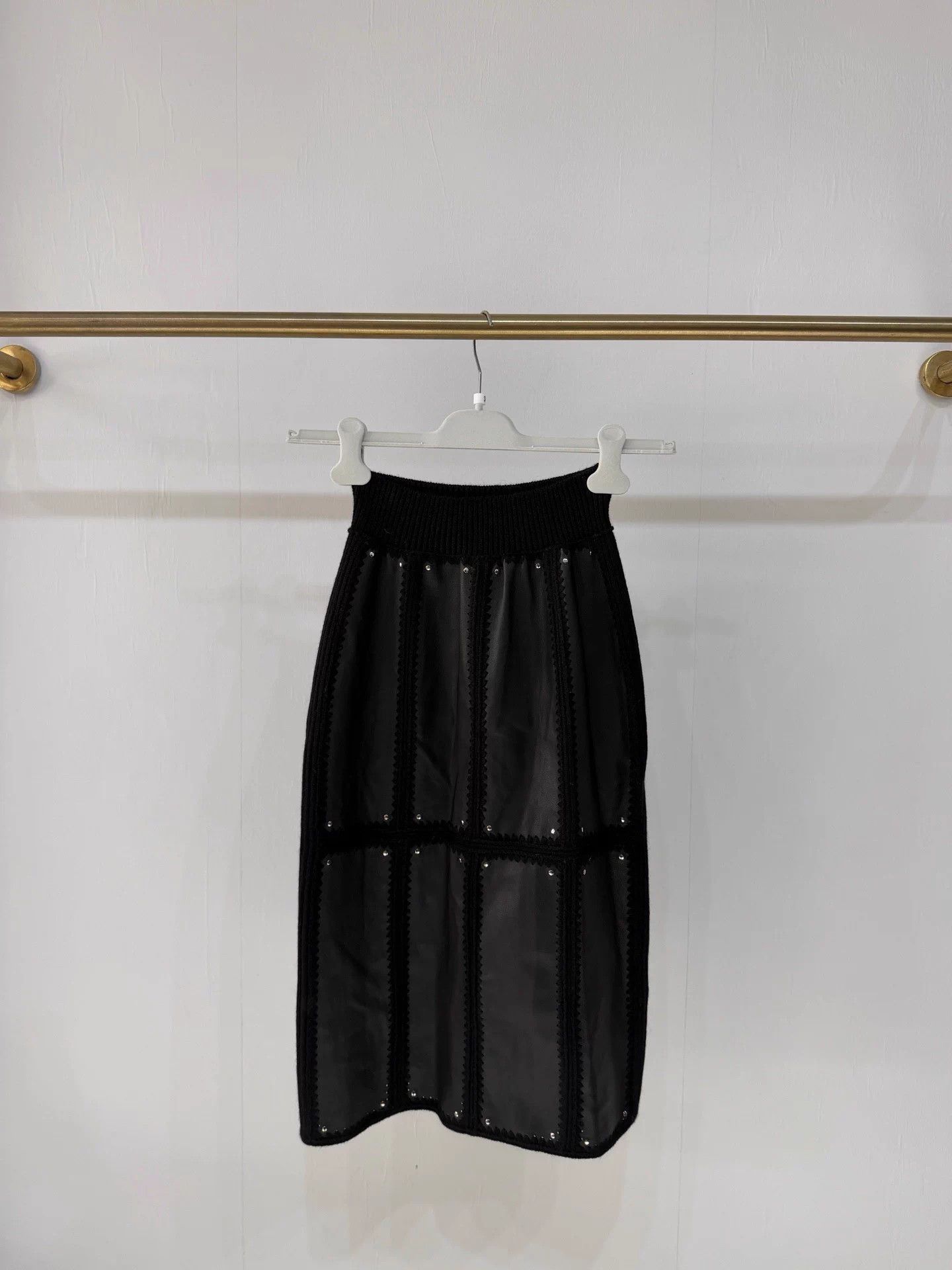 Hermes Hermes Paneled Suede & Leather Studded Reversible Skirt 36 Size 26" / US 2 / IT 38 - 7 Thumbnail