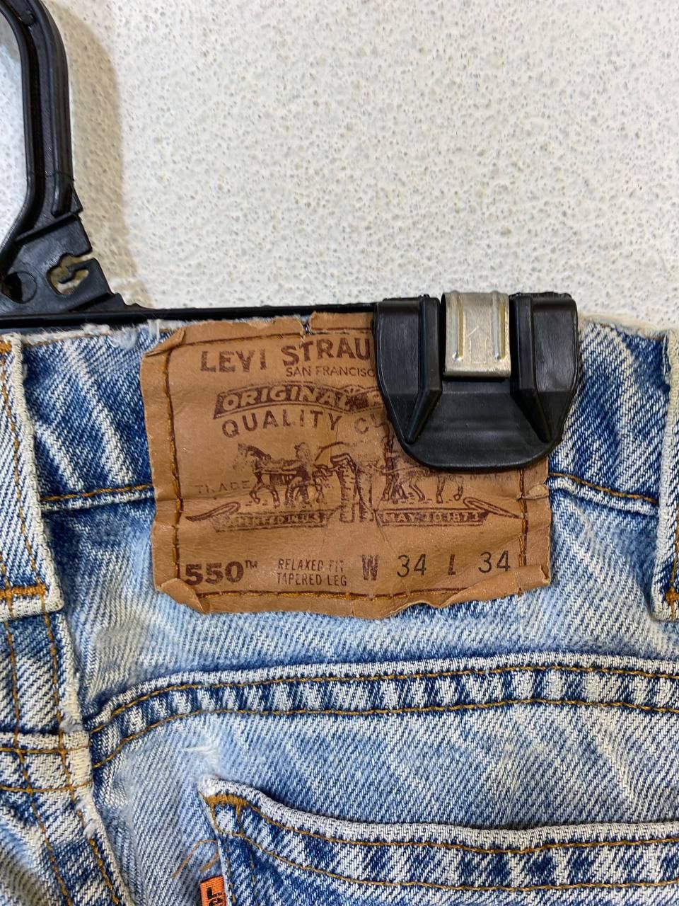 Levi's vintage levis 550 relaxed fit orange tab denim made in usa Size US 33 - 7 Thumbnail
