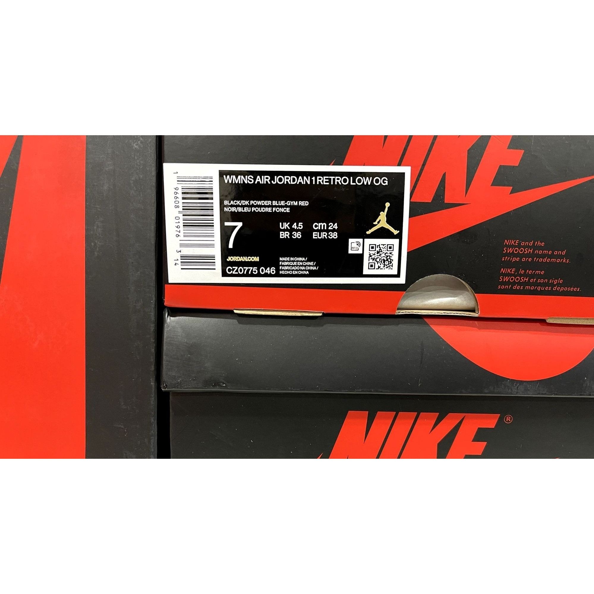 Jordan Brand Jordan 1 Low OG UNC to Chicago Womens 7us Size US 7 / IT 37 - 6 Thumbnail