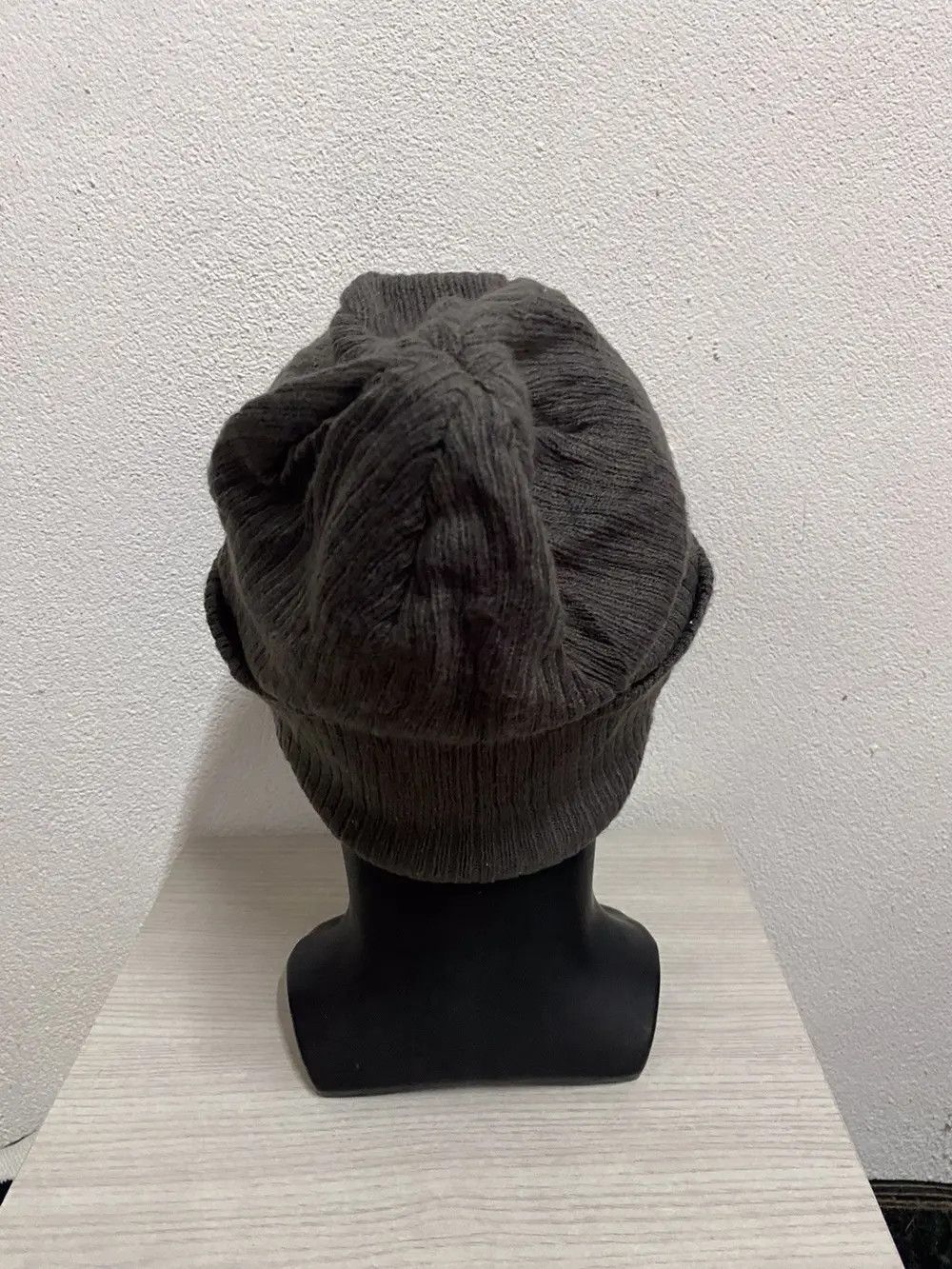 Japanese Brand × Vintage Japanese Brand Small Emoji Beanie Hat Size ONE SIZE - 4 Thumbnail